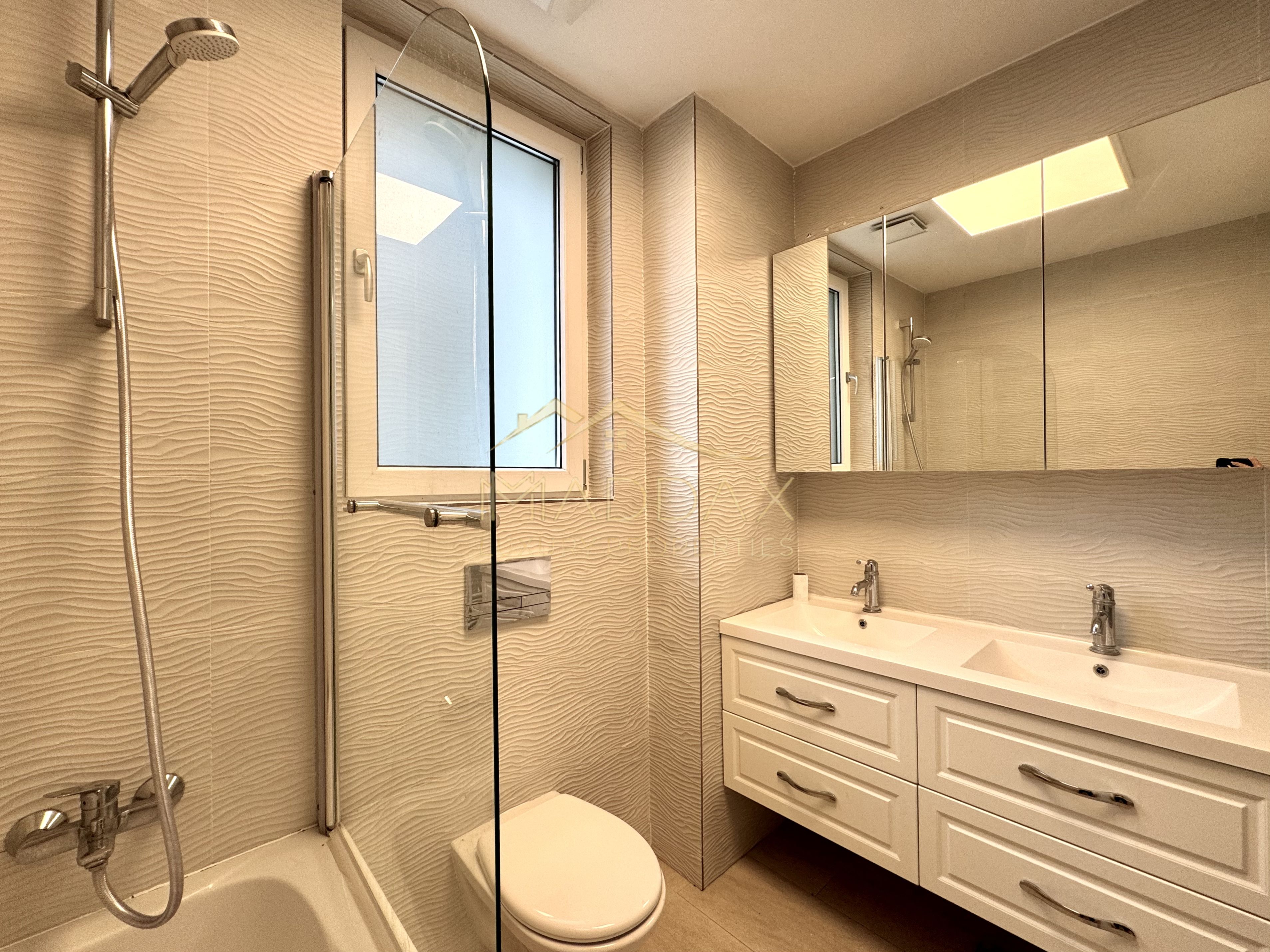 4 rooms apartment - 122 sqm// 1 Parking / Floreasca - Lake View — fotografia 37