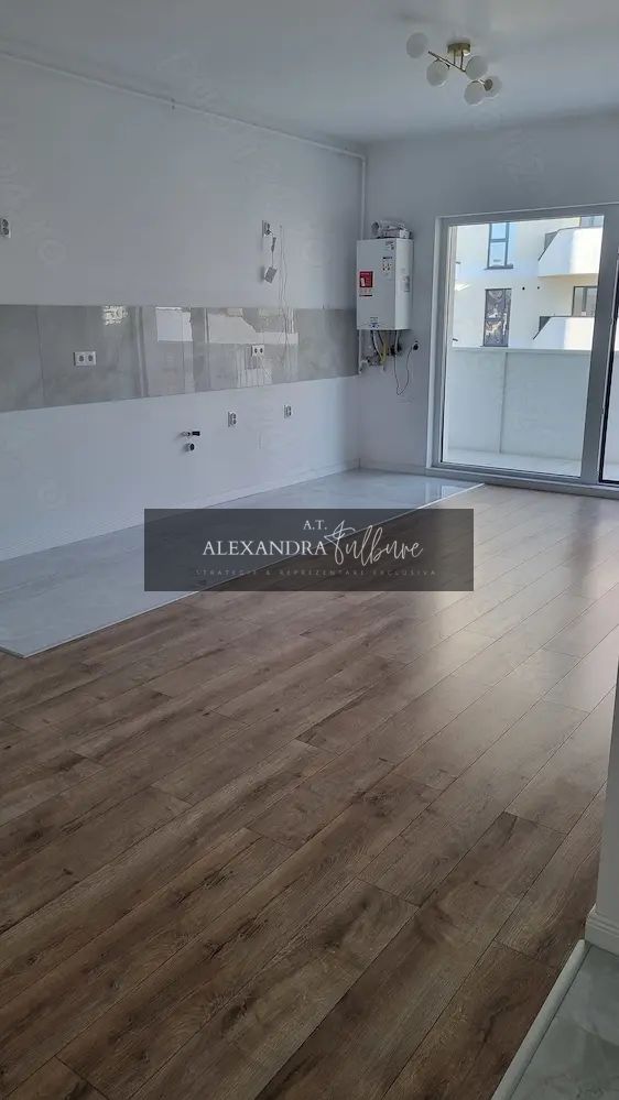 Apartament de vanzare 2 camere, etaj intermediar, terasa, garaj