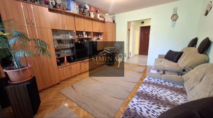 Apartament 3 Camere, De Vânzare, Zona Super — fotografia 8