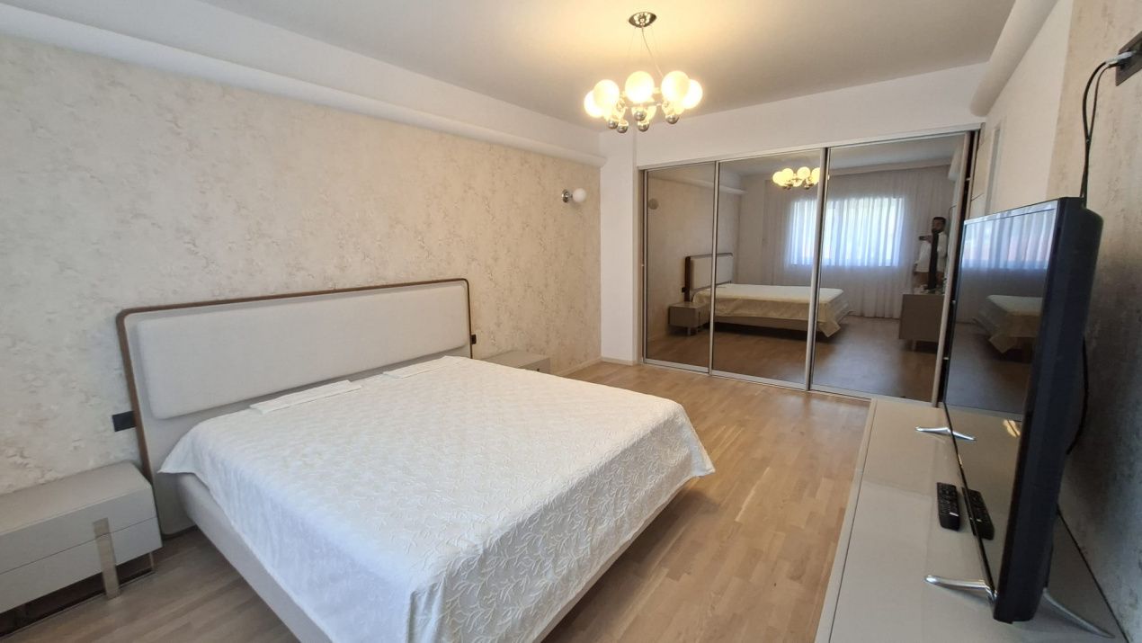 Inchiriere apartament 3 camere centru Ultramodern-Bloc nou — fotografia 8