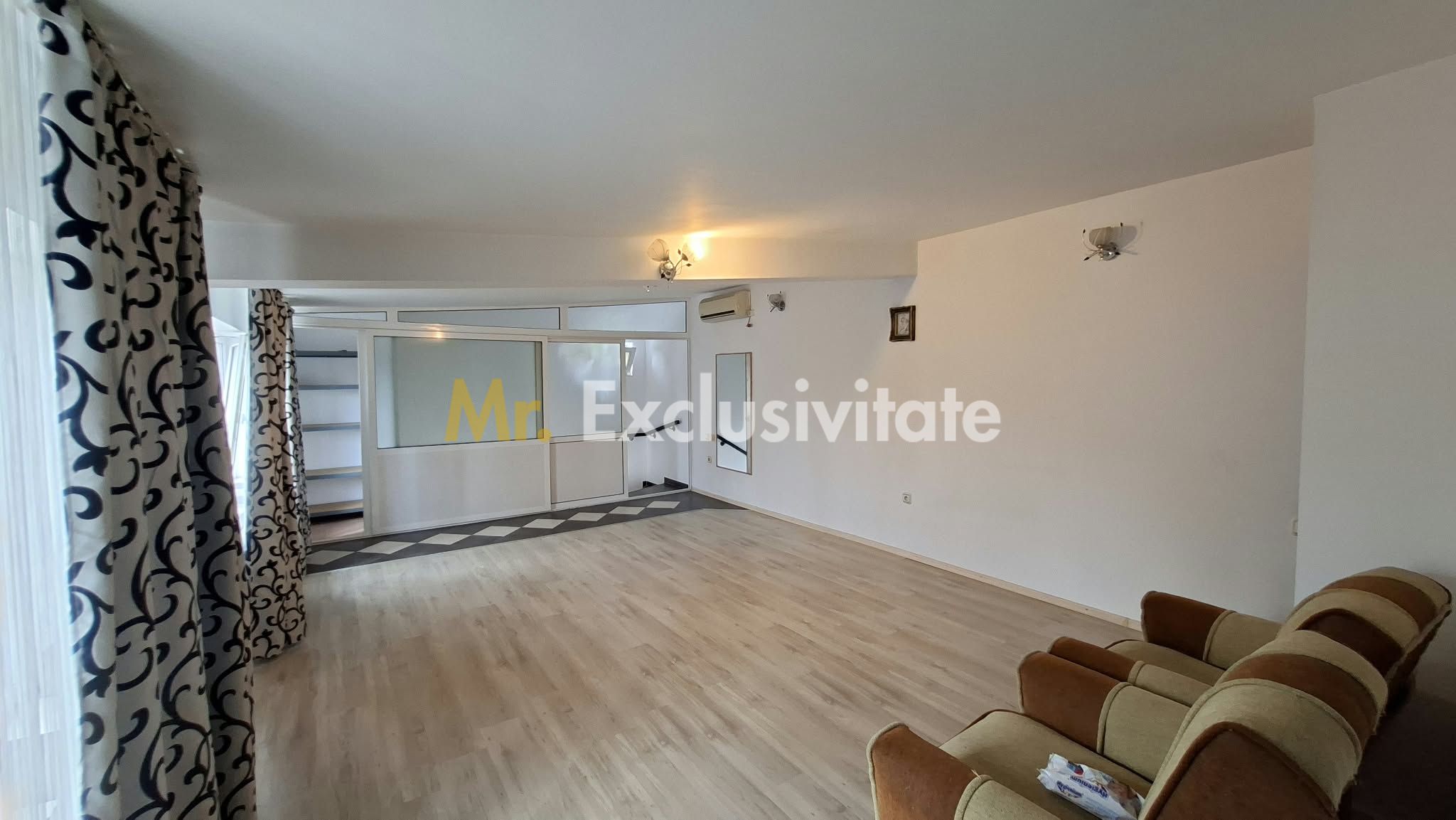 Inchiriere casal Bascov deschidere la DN7 — fotografia 6
