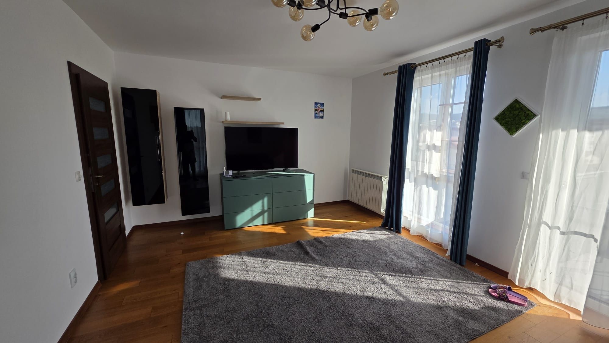Apartament 2 camere, Andrei Mureșanu, mobilat modern cu garaj — fotografia 3