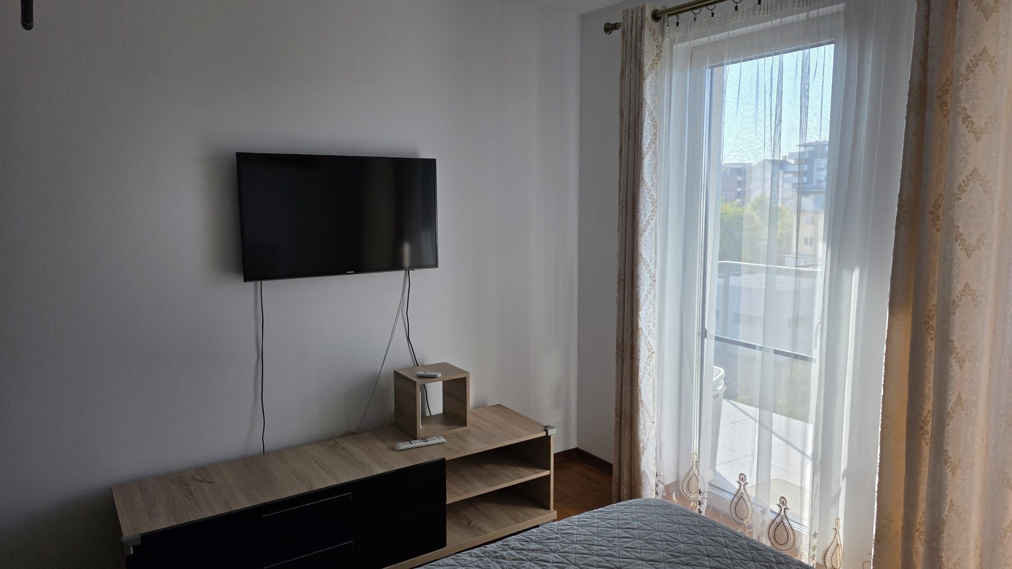 Apartament 2 camere, Andrei Mureșanu, mobilat modern cu garaj — fotografia 4