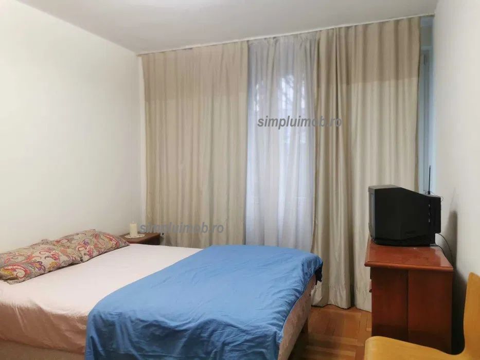 2 Camere Piata Muncii 5 Minute de Metrou — fotografia 3