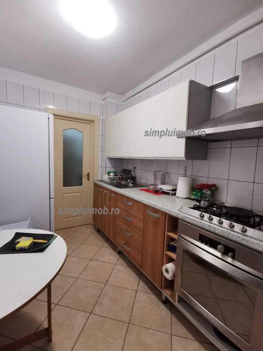 2 Camere Piata Muncii 5 Minute de Metrou — fotografia 5