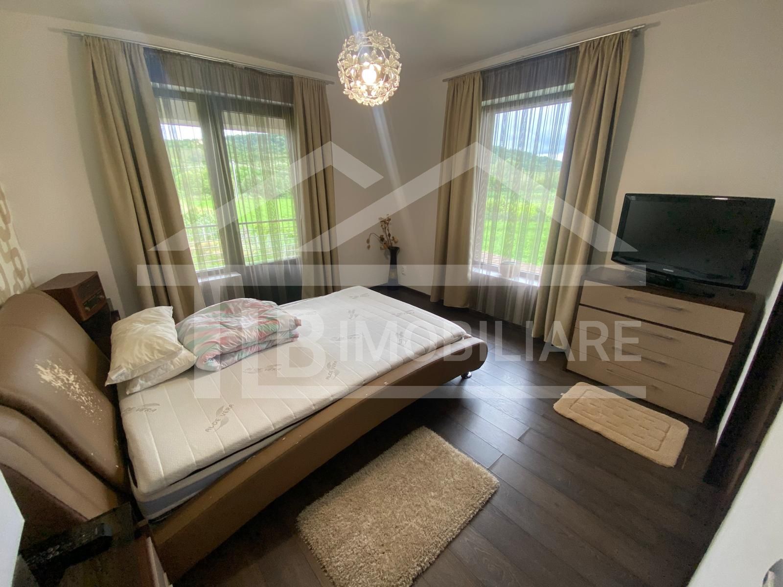 Casa individuala de 2 camere, 140mp, garaj, curte, Zona Voiniceni — fotografia 5