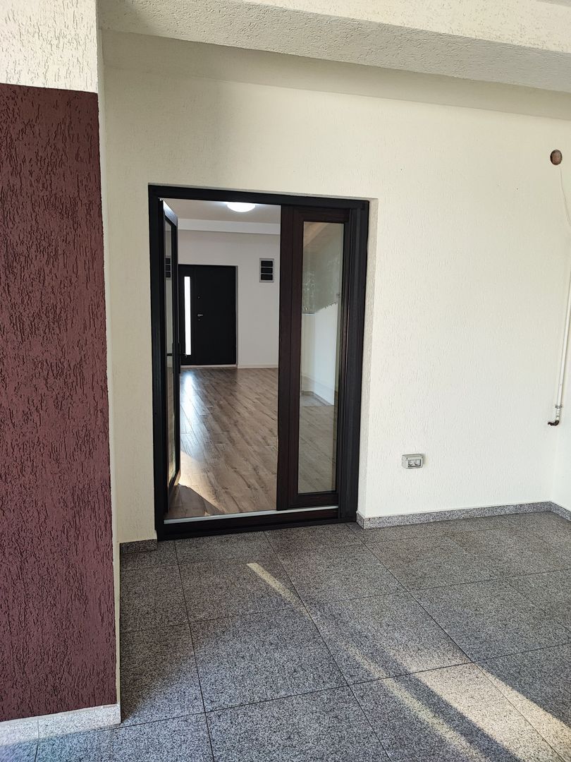 Vilă de Lux P+1 în Tunari –5 Camere, Finisaje Premium — fotografia 31