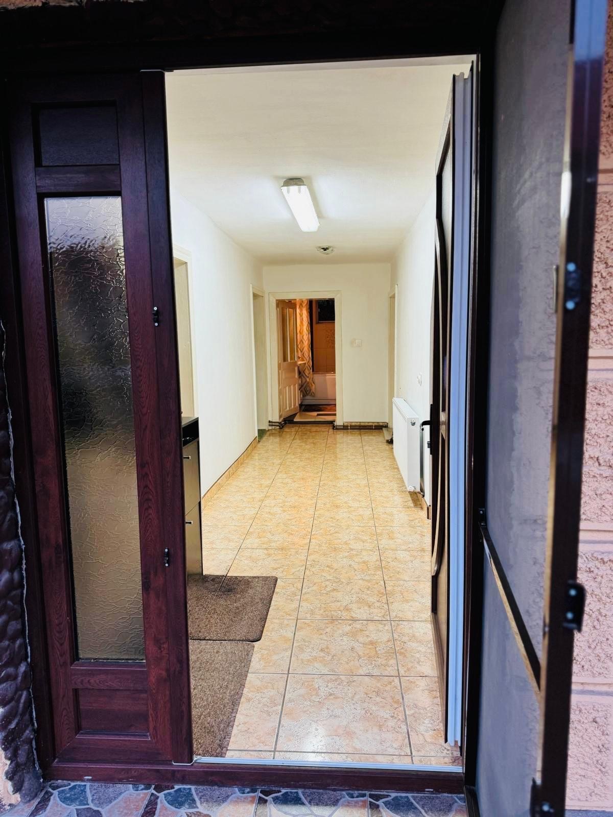 Casă spațioasă, complet finisată, gata de mutare – Comuna Creaca — fotografia 4