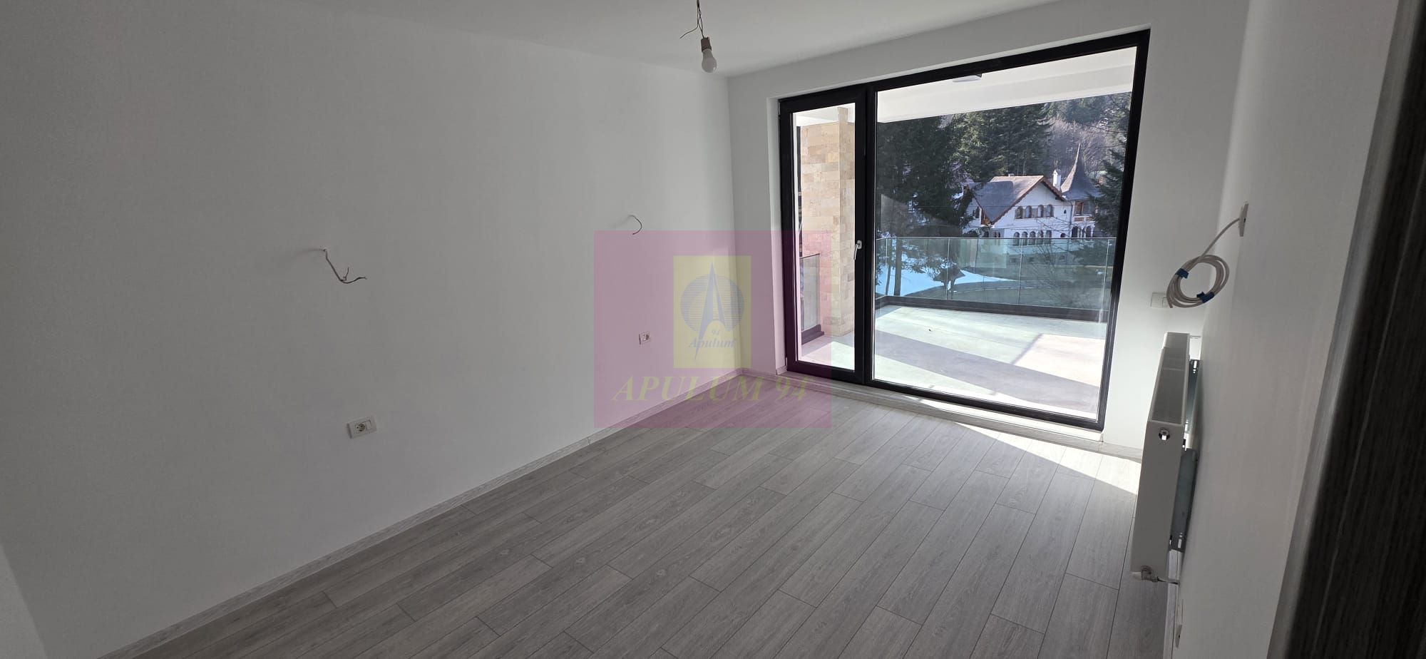 Apartament 3 camere de vânzare la Sinaia — fotografia 4