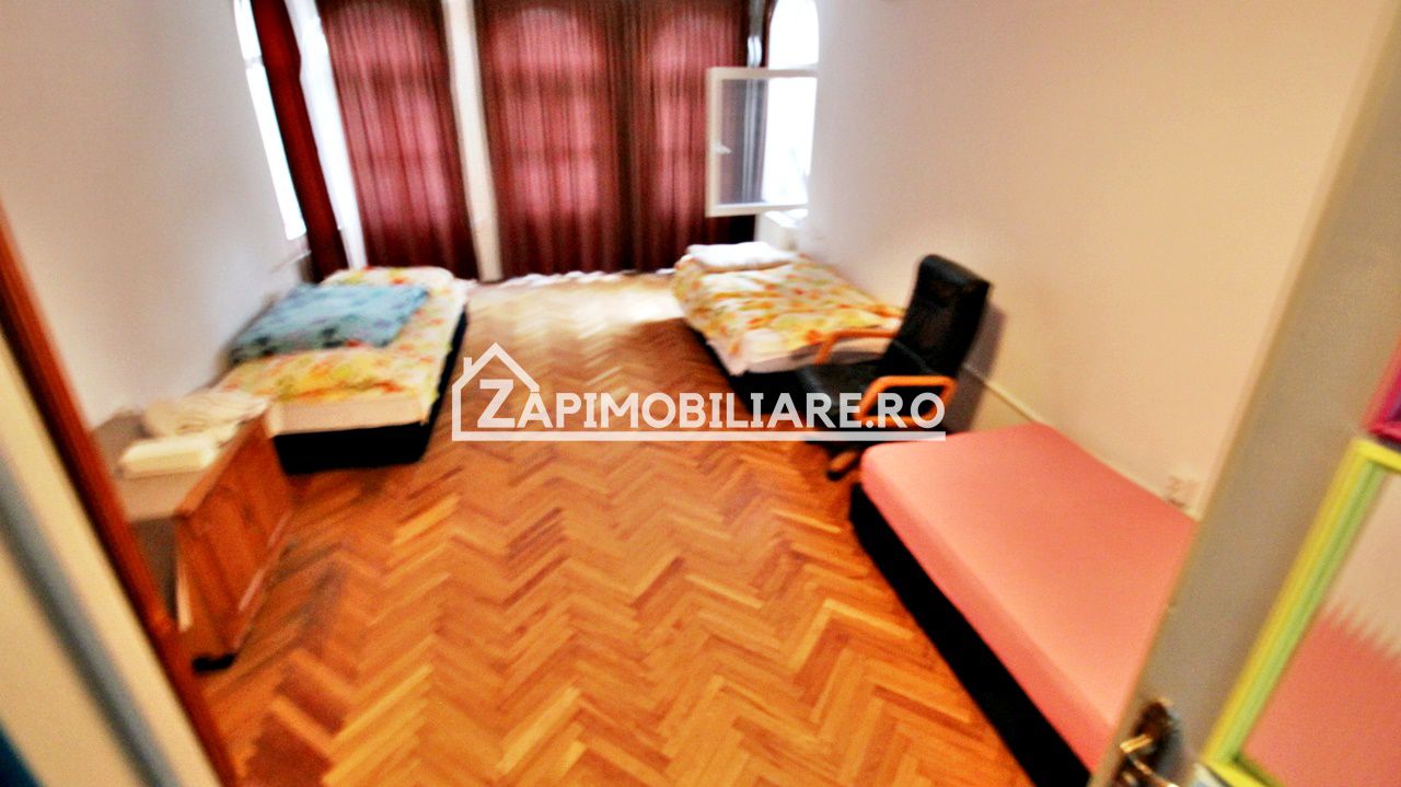 Cazare muncitori 10 camere,3 bucătării,5 băi,10.000 mp teren — fotografia 10