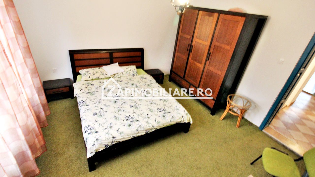 Cazare muncitori 10 camere,3 bucătării,5 băi,10.000 mp teren — fotografia 4