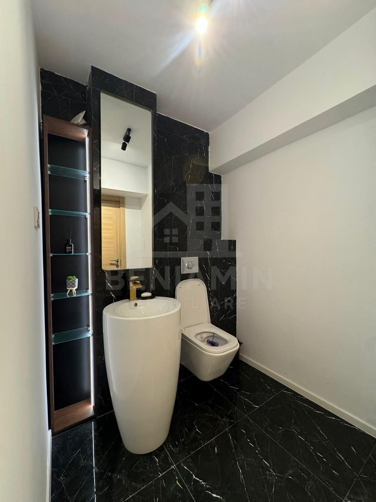 3Camere- 93mp-Ultrafinisat-2Bai-Bloc Nou-Rovine-Bacriz-Comision 0 — fotografia 14