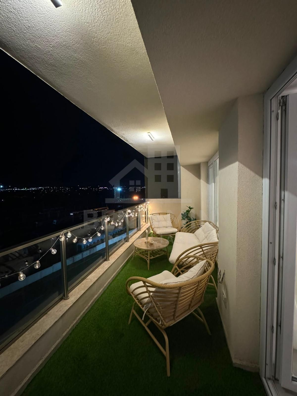 3Camere- 93mp-Ultrafinisat-2Bai-Bloc Nou-Rovine-Bacriz-Comision 0 — fotografia 8