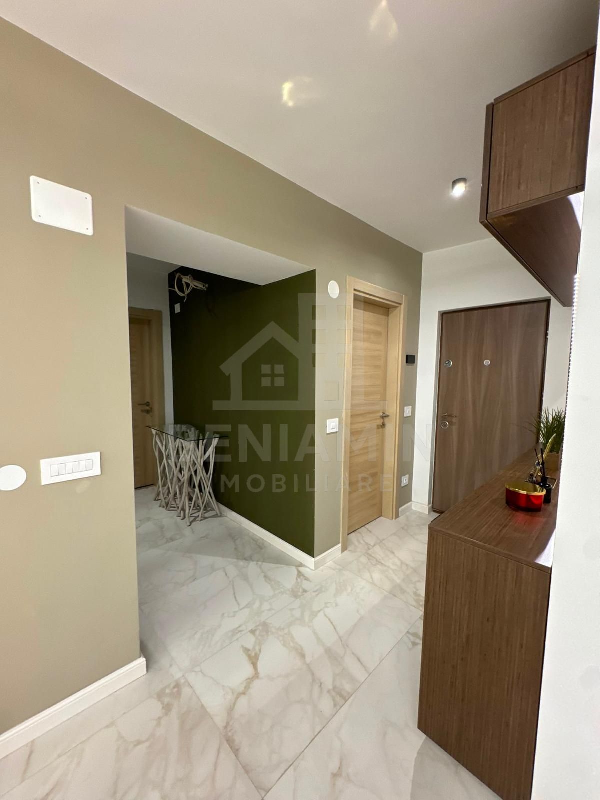 3Camere- 93mp-Ultrafinisat-2Bai-Bloc Nou-Rovine-Bacriz-Comision 0 — fotografia 9