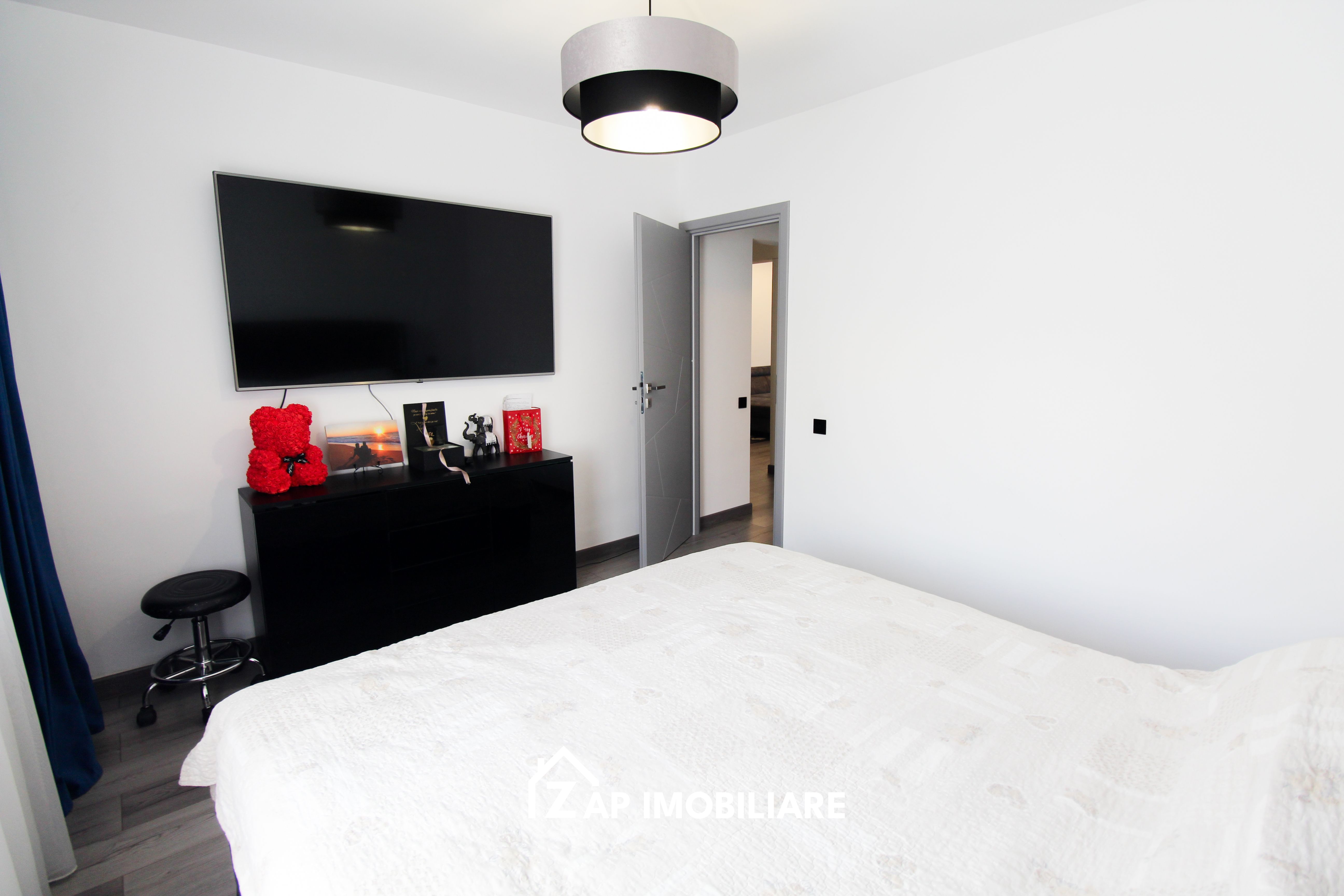 Tudor - Strada Banat - 3 Camere Decomandat - Mobilat & Utilat Lux — fotografia 6