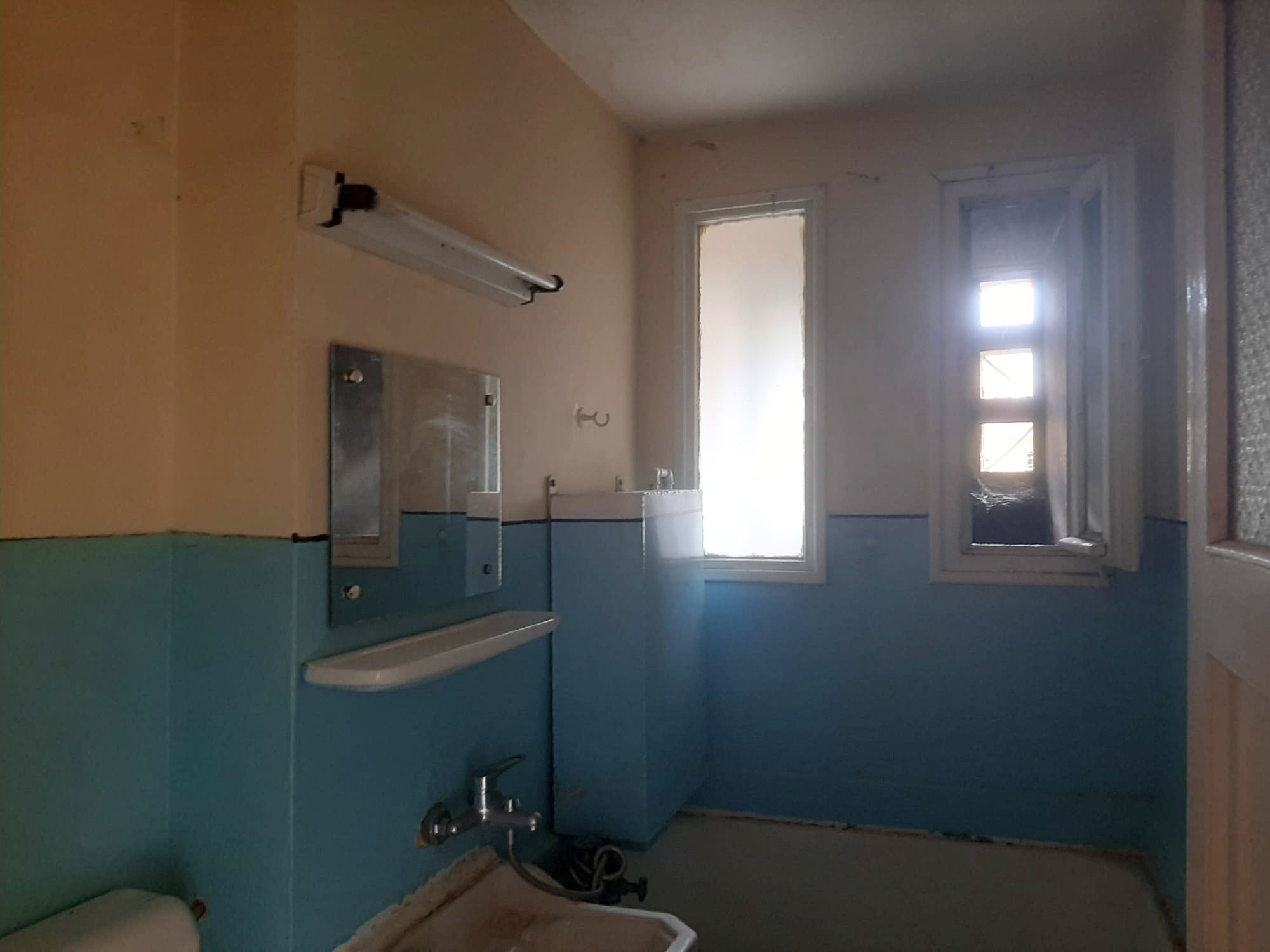 Apartament 2 camere 89000 EUR etaj intermediar foarte aproape de piata Astra — fotografia 13