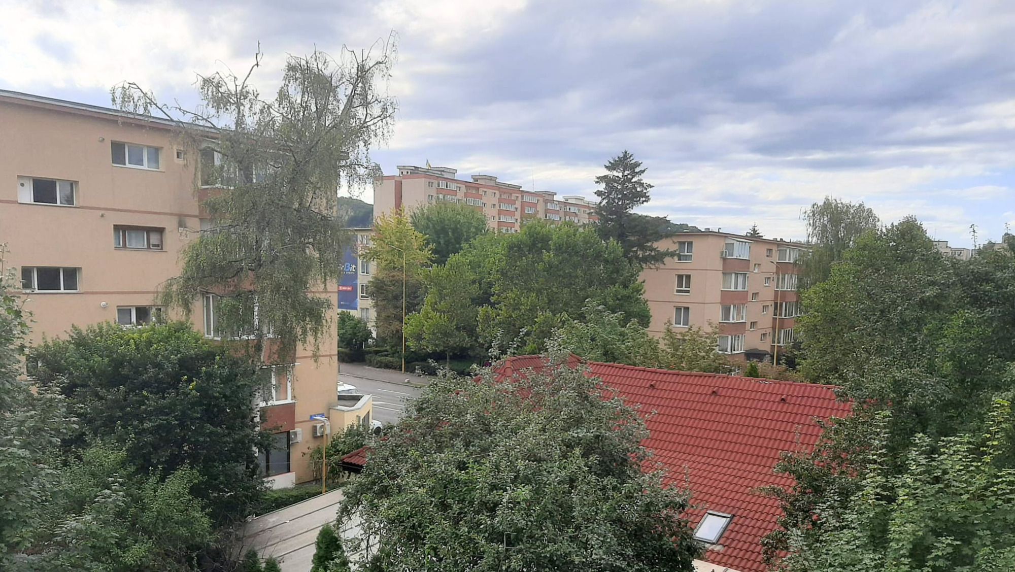 Apartament 2 camere 89000 EUR etaj intermediar foarte aproape de piata Astra — fotografia 6