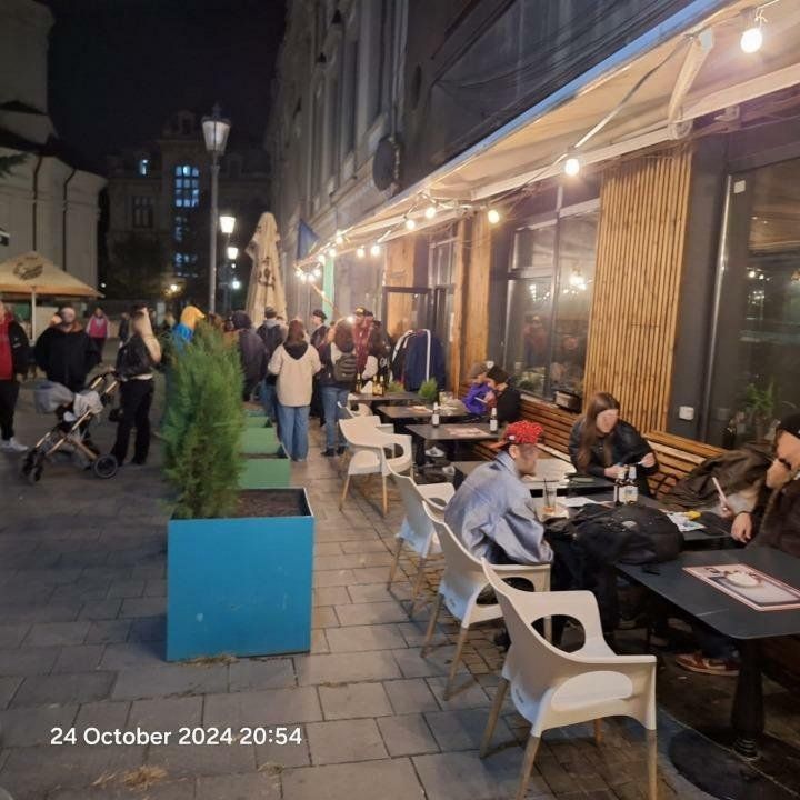 BRASADAS închiriază sp. comercial 135mp in centrul istoric. — fotografia 3