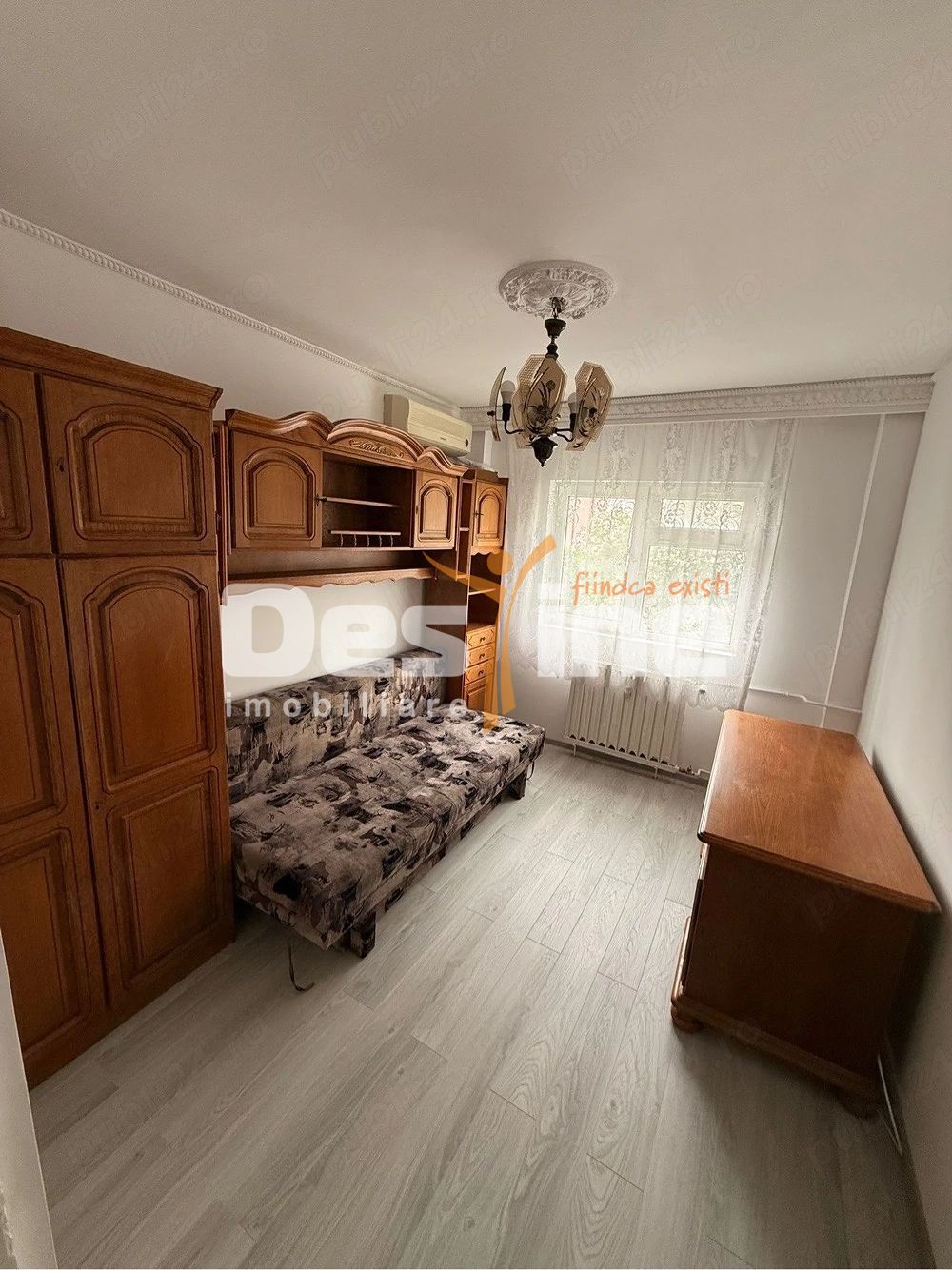 Apartament 3 camere de inchiriat — fotografia 3