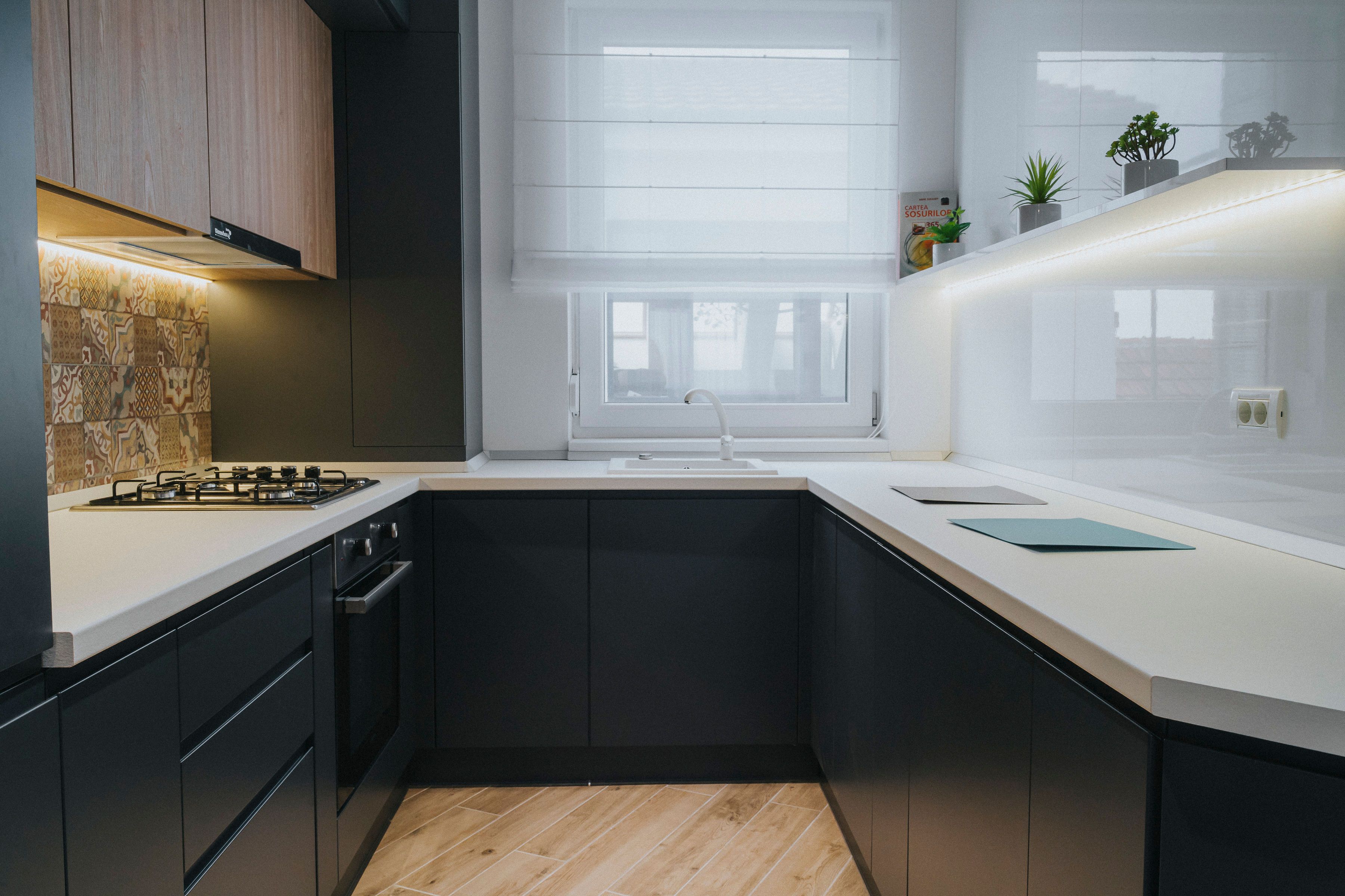 2 camere, ultracentral, Oradea. 206 000 E. Comision 0 — fotografia 9