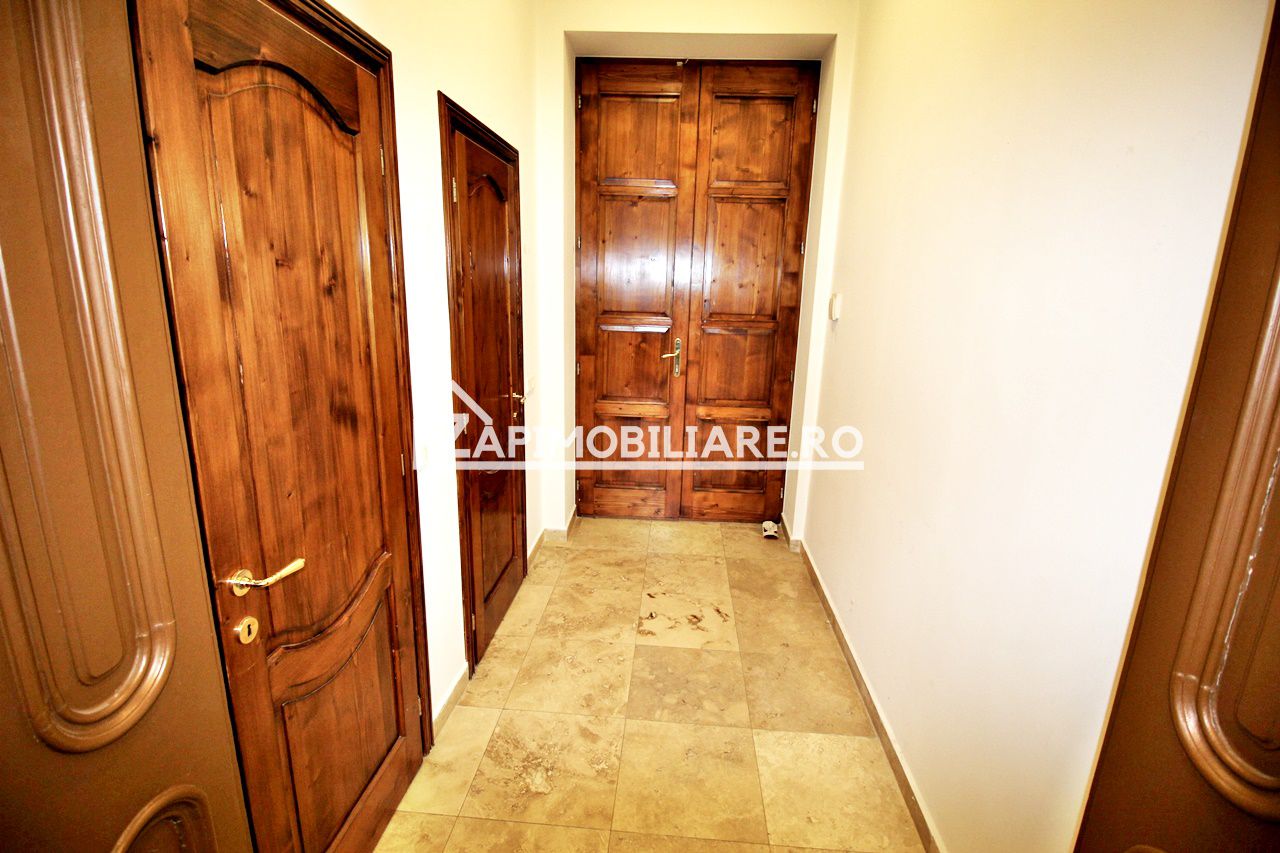 Spatiu de birou  2 camere ,1 baie, zona Centrală — fotografia 3