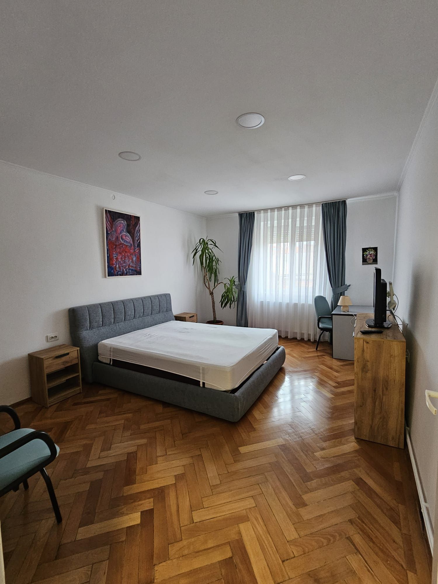 Ap cu 2 dormitoare de închiriat–Ultracentral, Oradea(zona Iuliu Maniu)