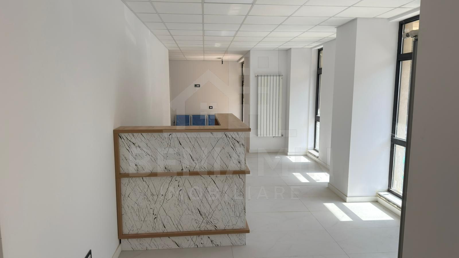 Spatiu 530mp-pentru-Policlinica-sau-Clinica-Medicala -Auchan Chimie — fotografia 3