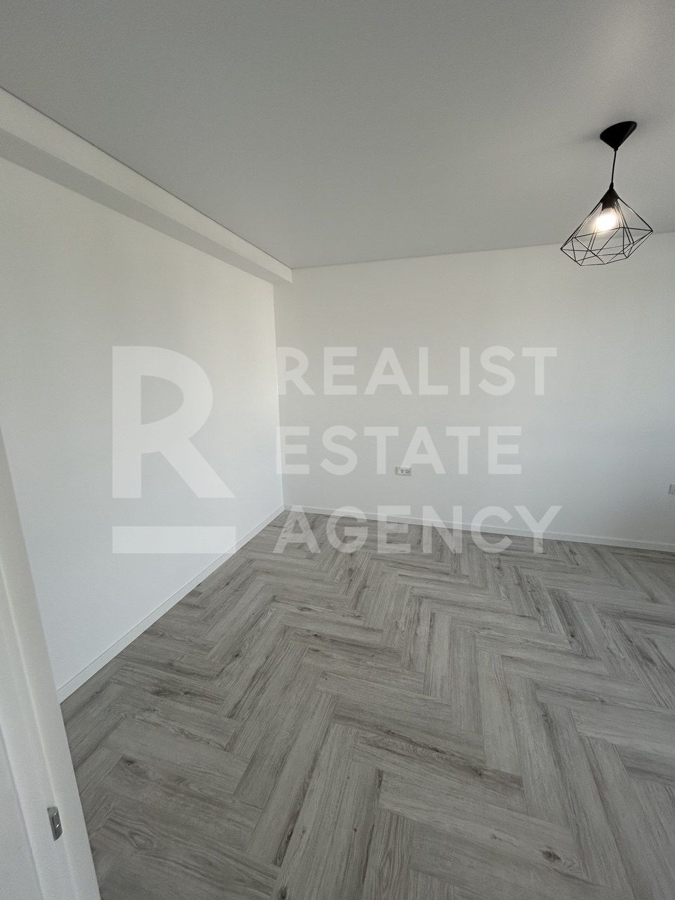 Duplex gata de mutare, 2 locuri de parcare, Otopeni/Comision 0% — fotografia 9