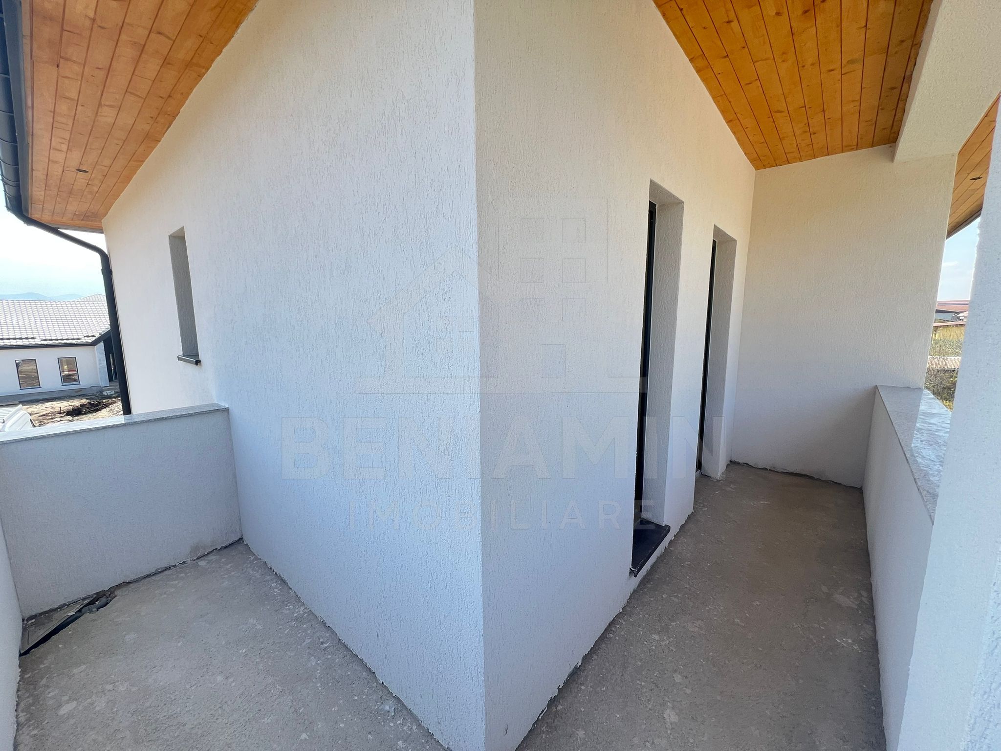 Casa-5 camere-P+1+P-147mp utili-600mp teren-Utilitati-Sanpetru — fotografia 14
