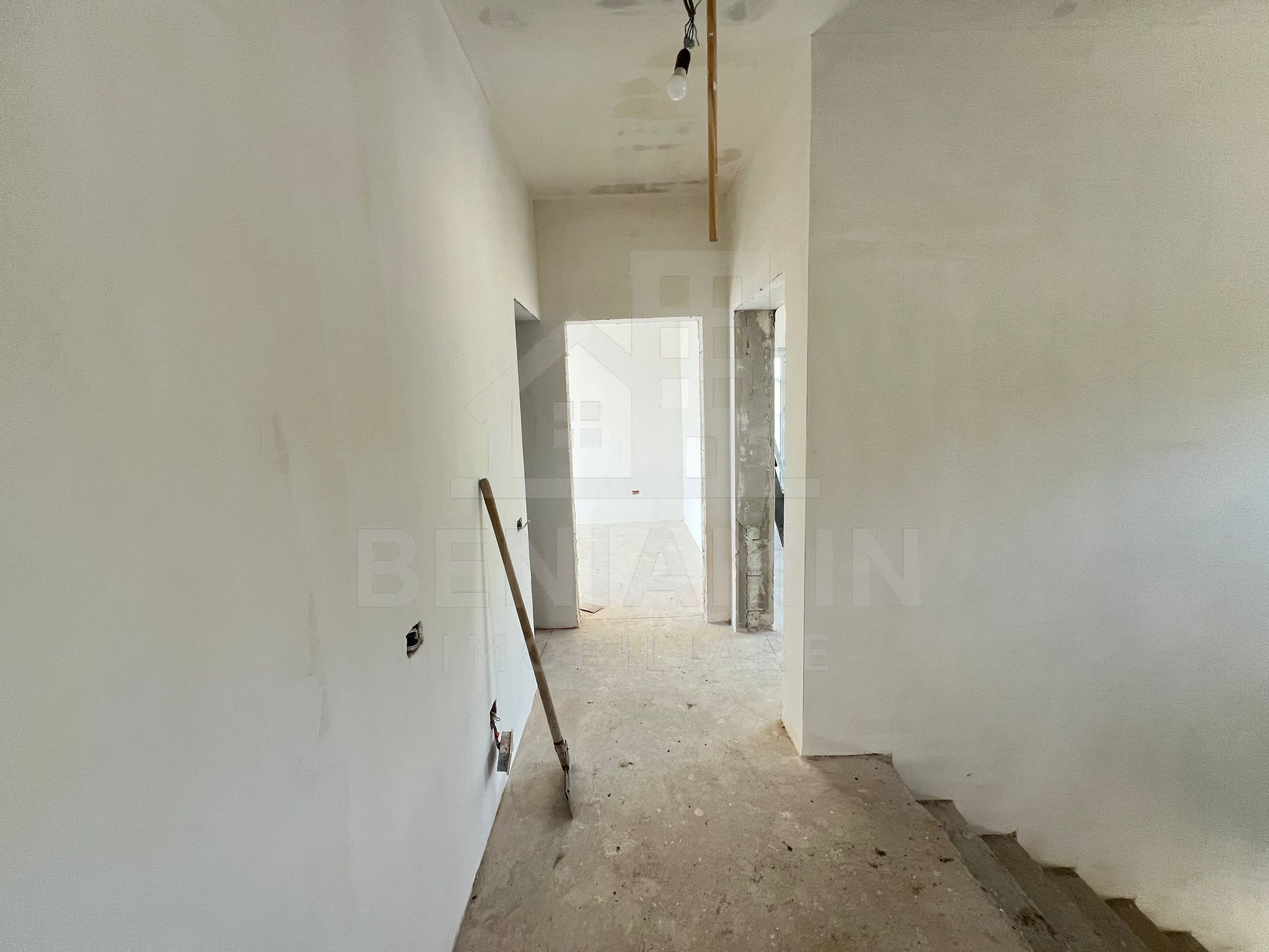 Casa-5 camere-P+1+P-147mp utili-600mp teren-Utilitati-Sanpetru — fotografia 9