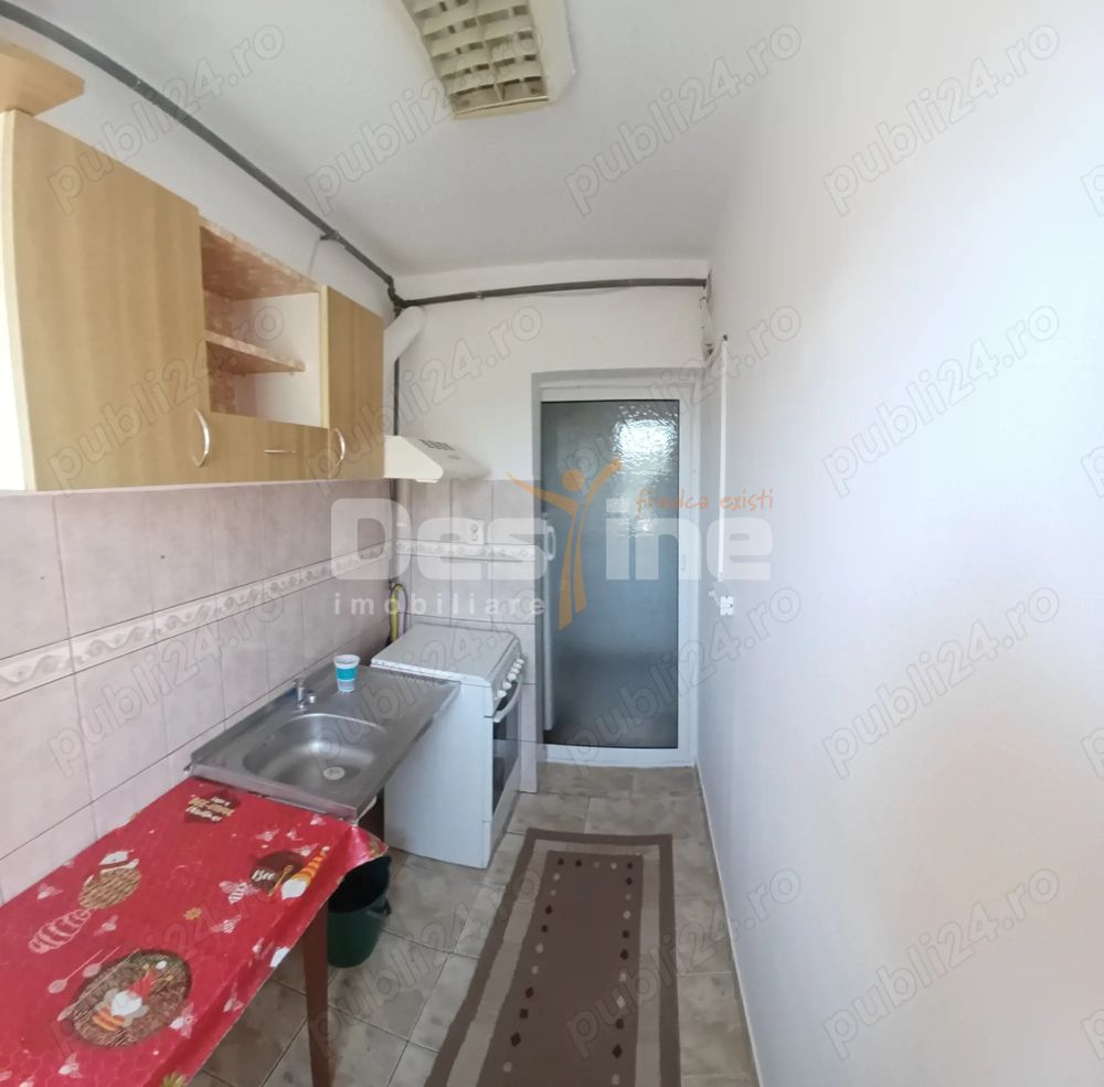 Apartament de închiriat în zona Casa de Cultură, Constanța — fotografia 3