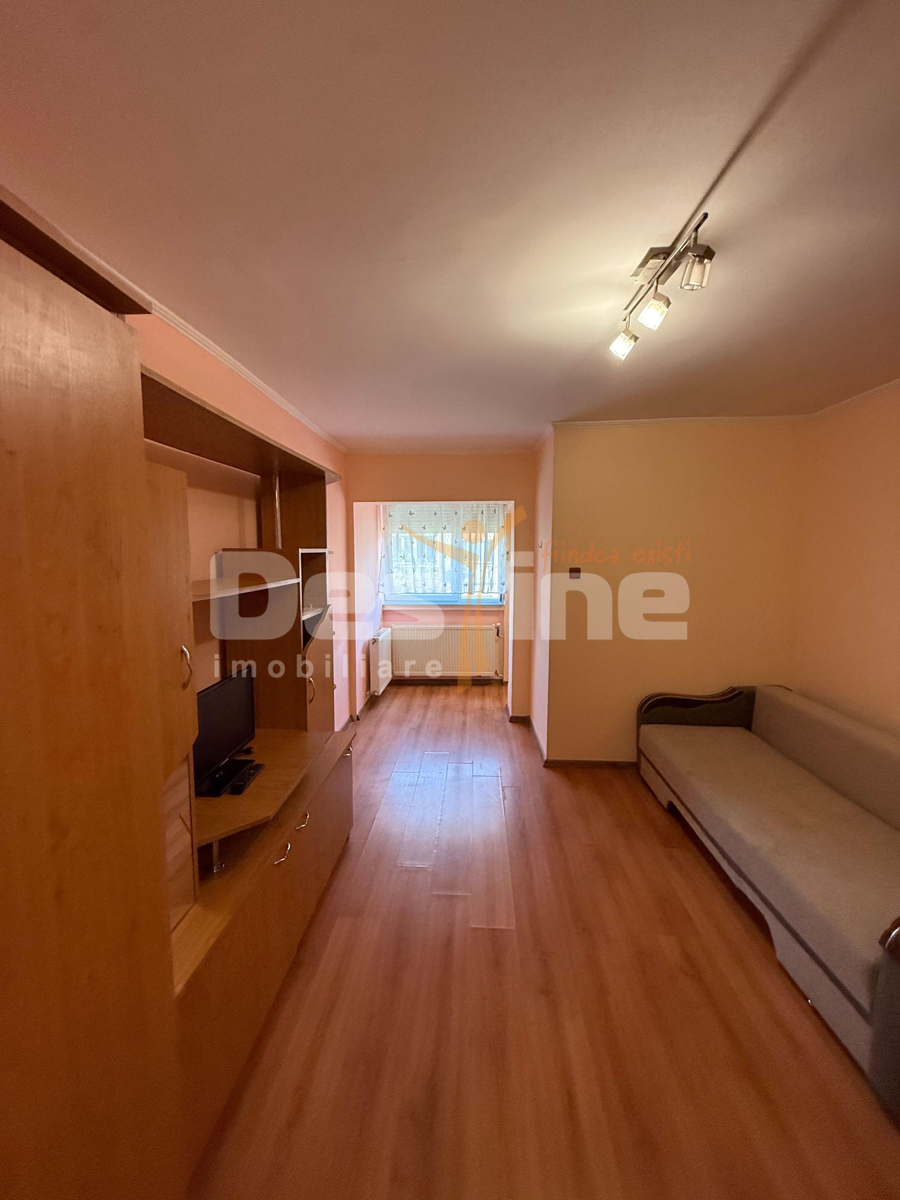 Garsoniera, etaj 4, zona Ioşia- Alexandru Cazaban — fotografia 3