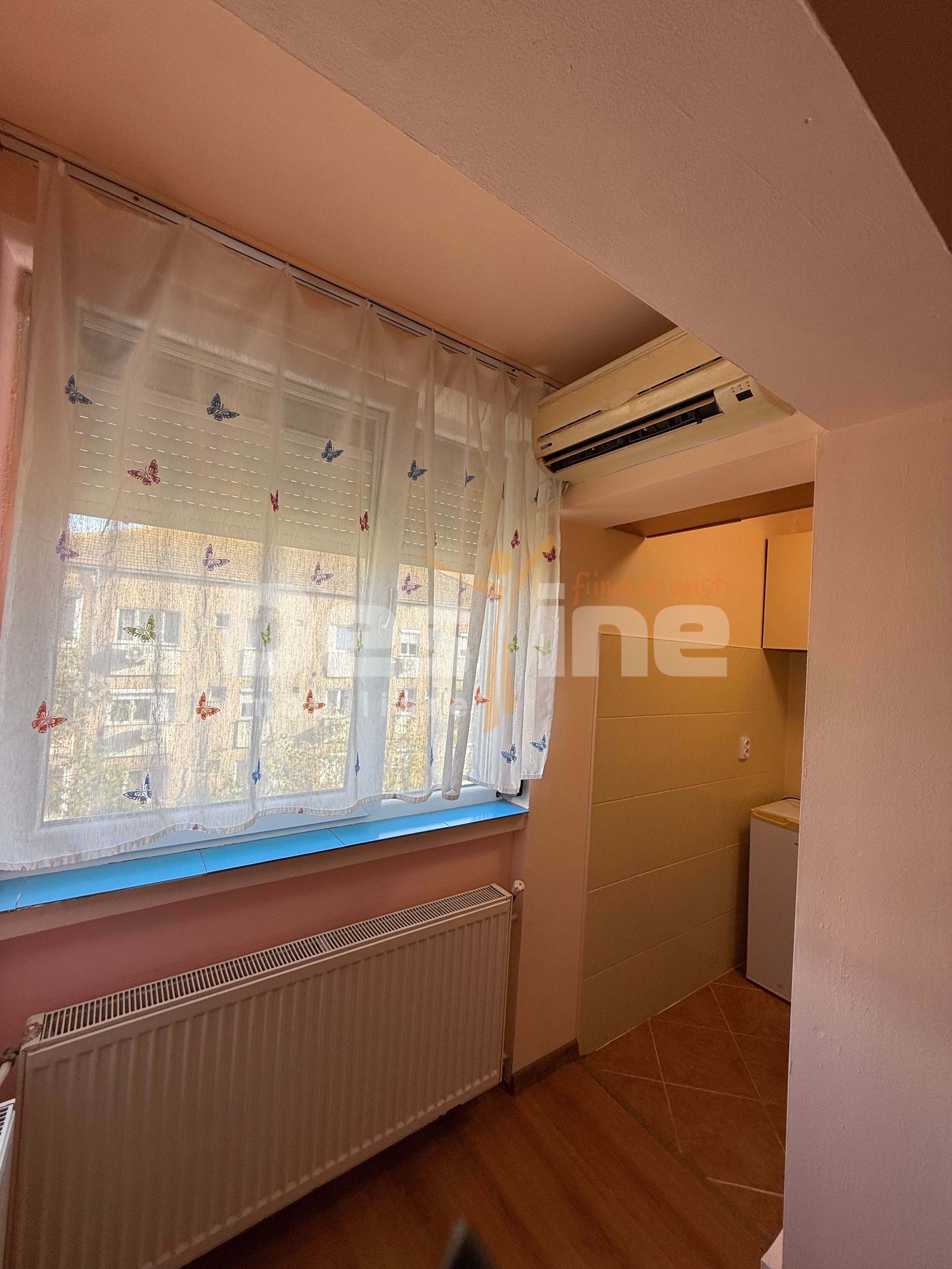 Garsoniera, etaj 4, zona Ioşia- Alexandru Cazaban — fotografia 4