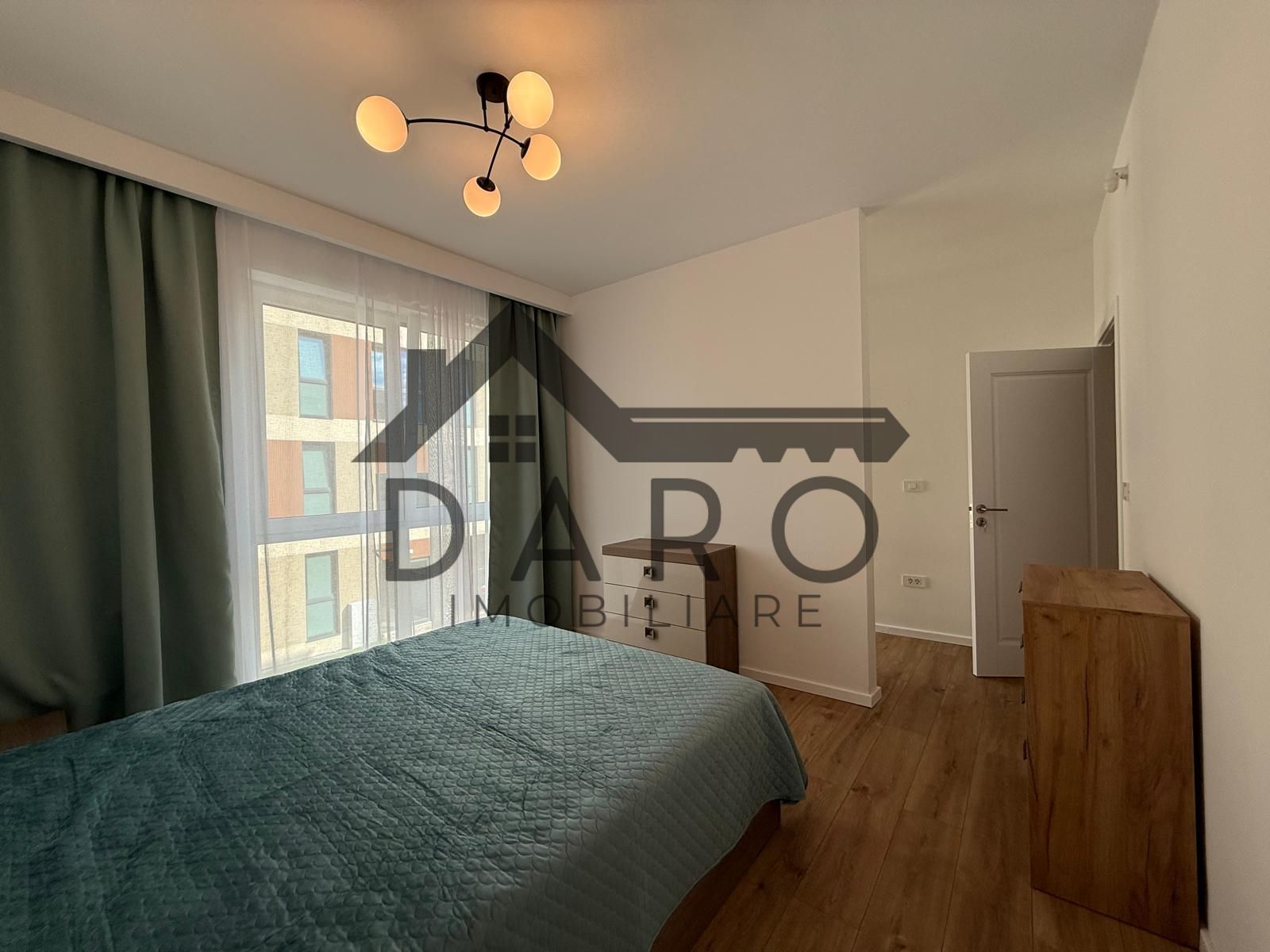 Inchiriez apartament cu 2 camere , bloc nou — fotografia 9