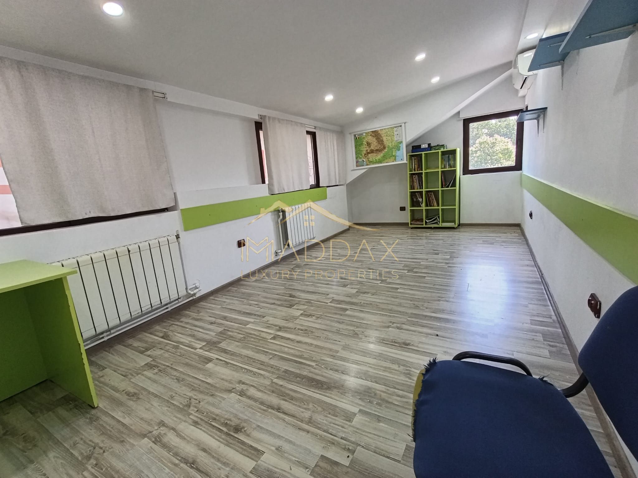 Vila cu 5 camere *276mp* // Zona Rahova — fotografia 5