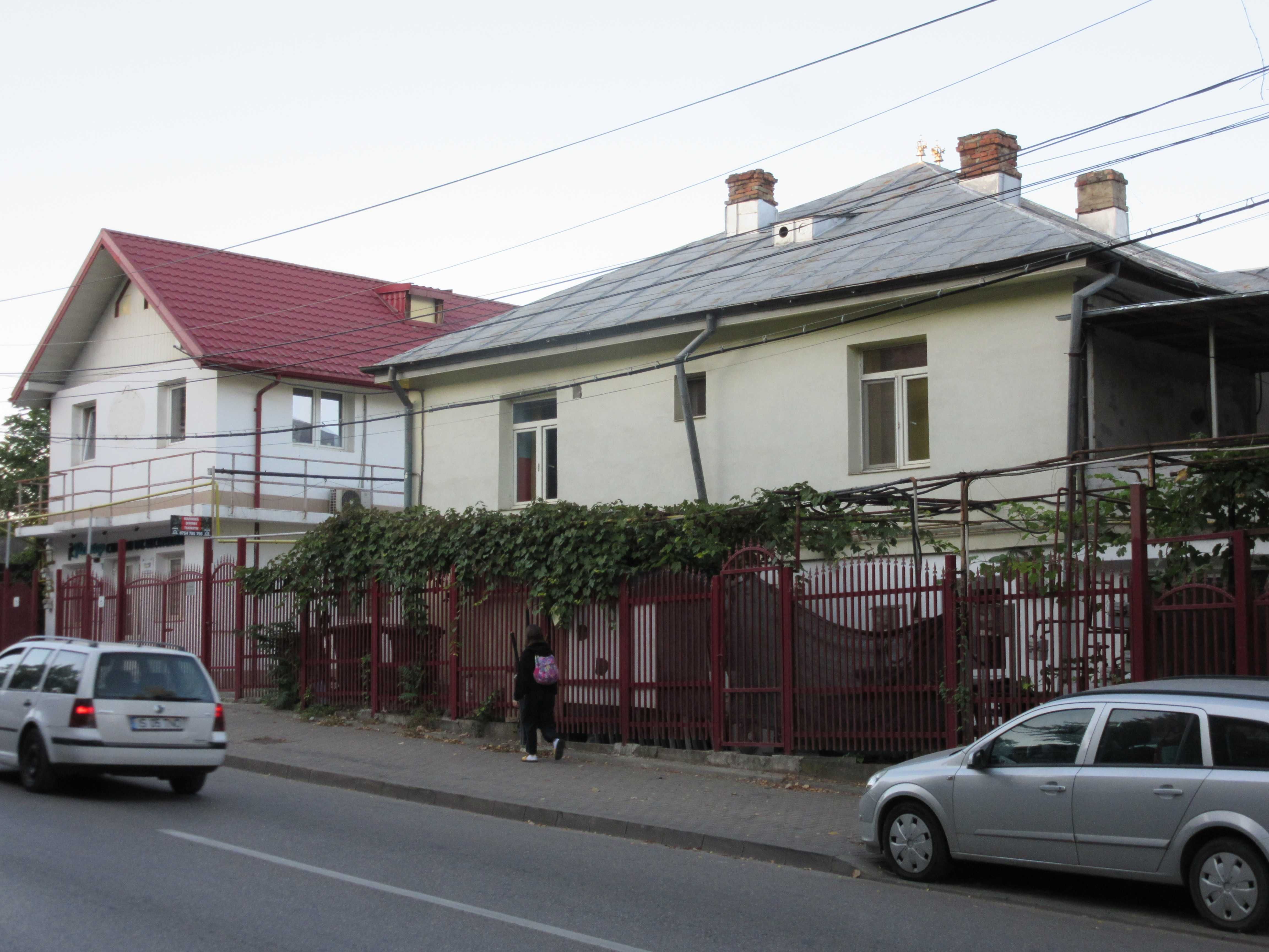 Casa situata in centru, in fata Lic. Economic nr. 1 — fotografia 6