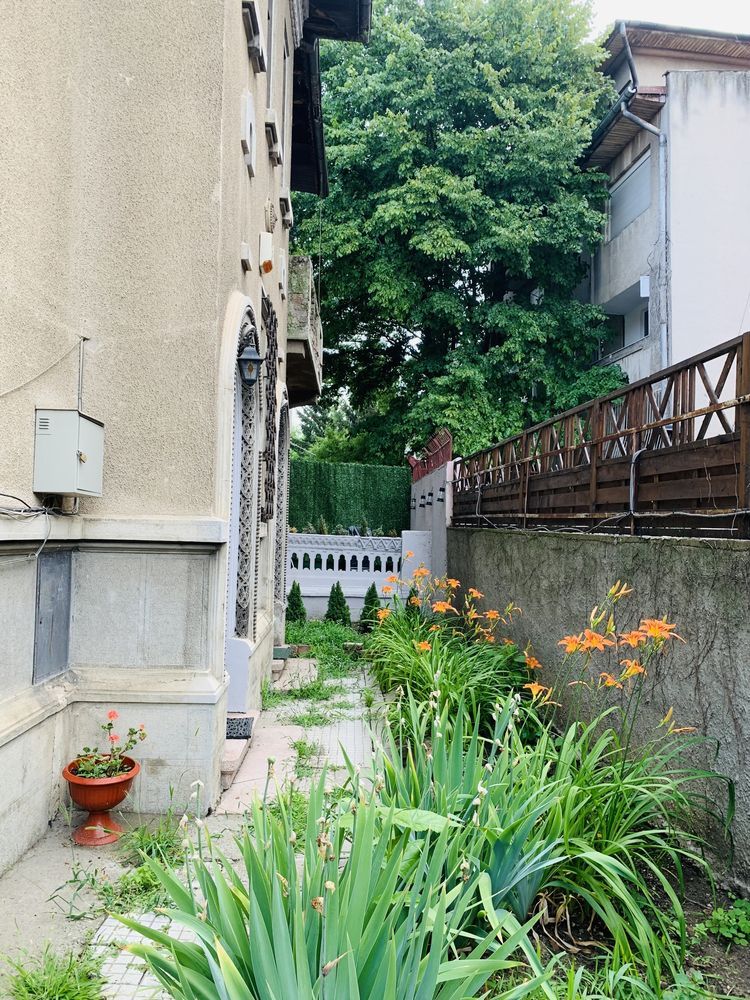 - Super oferta - Apartament 3 camere cu mansarda si curte Cotroceni — fotografia 5