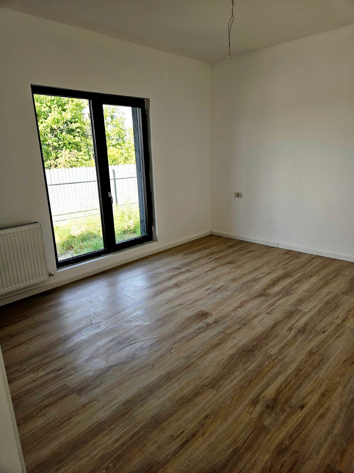 Casă VIȘAN, 3 camere decomandat 74 mp utili, teren 430 mp + parcare — fotografia 11