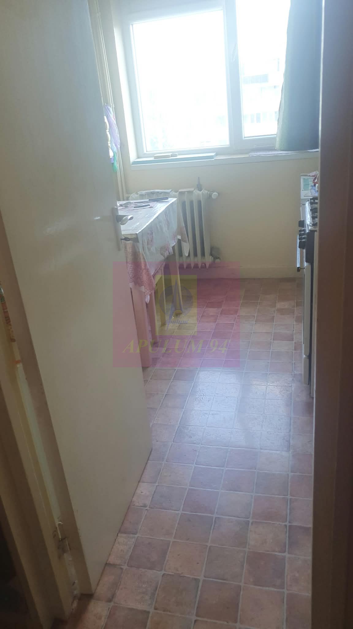 Ap 3 camere , Uverturii, metrou Lujerului - pret imbatabil — fotografia 3