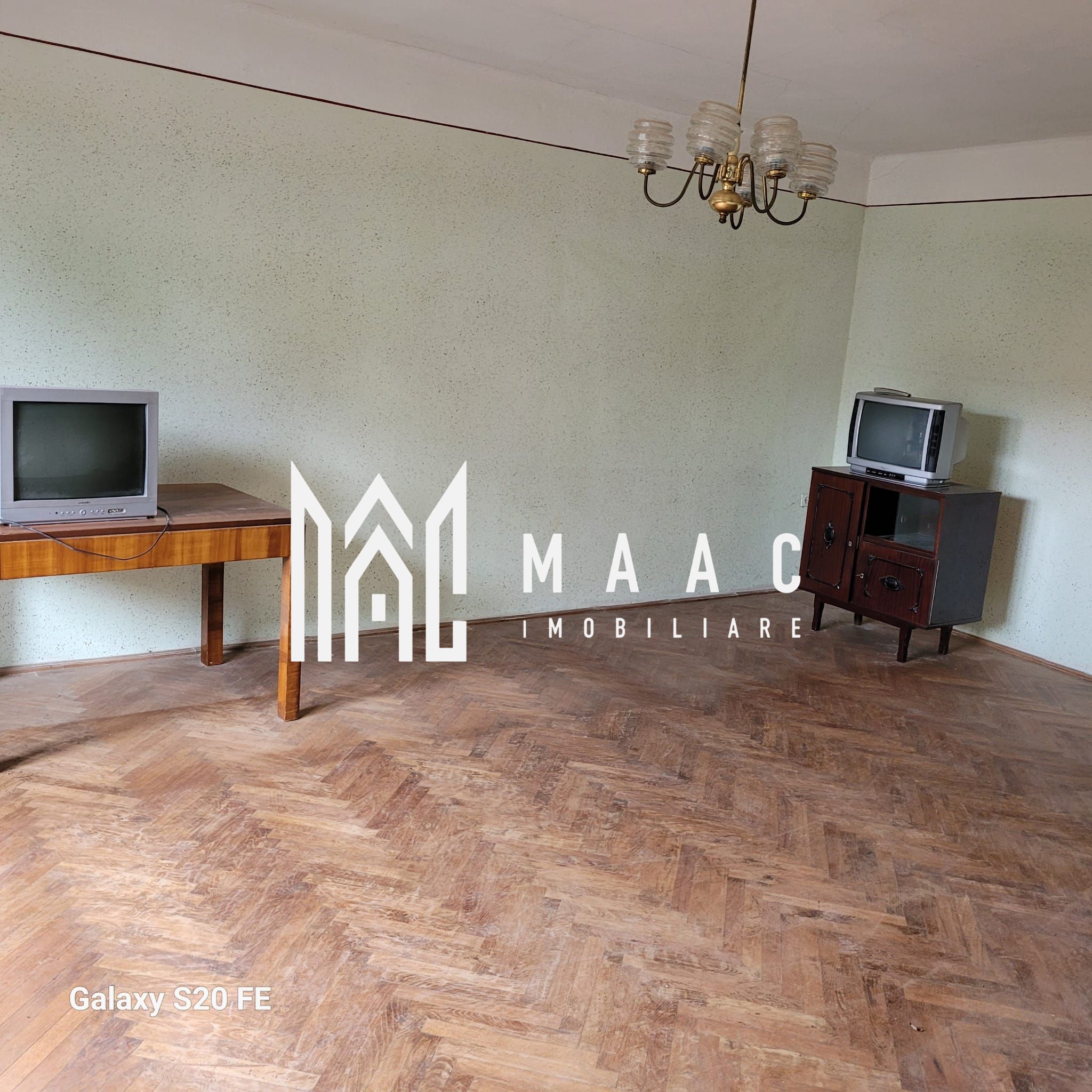 Cisnadie I Central I Casa de renovat I 500 mp teren — fotografia 14