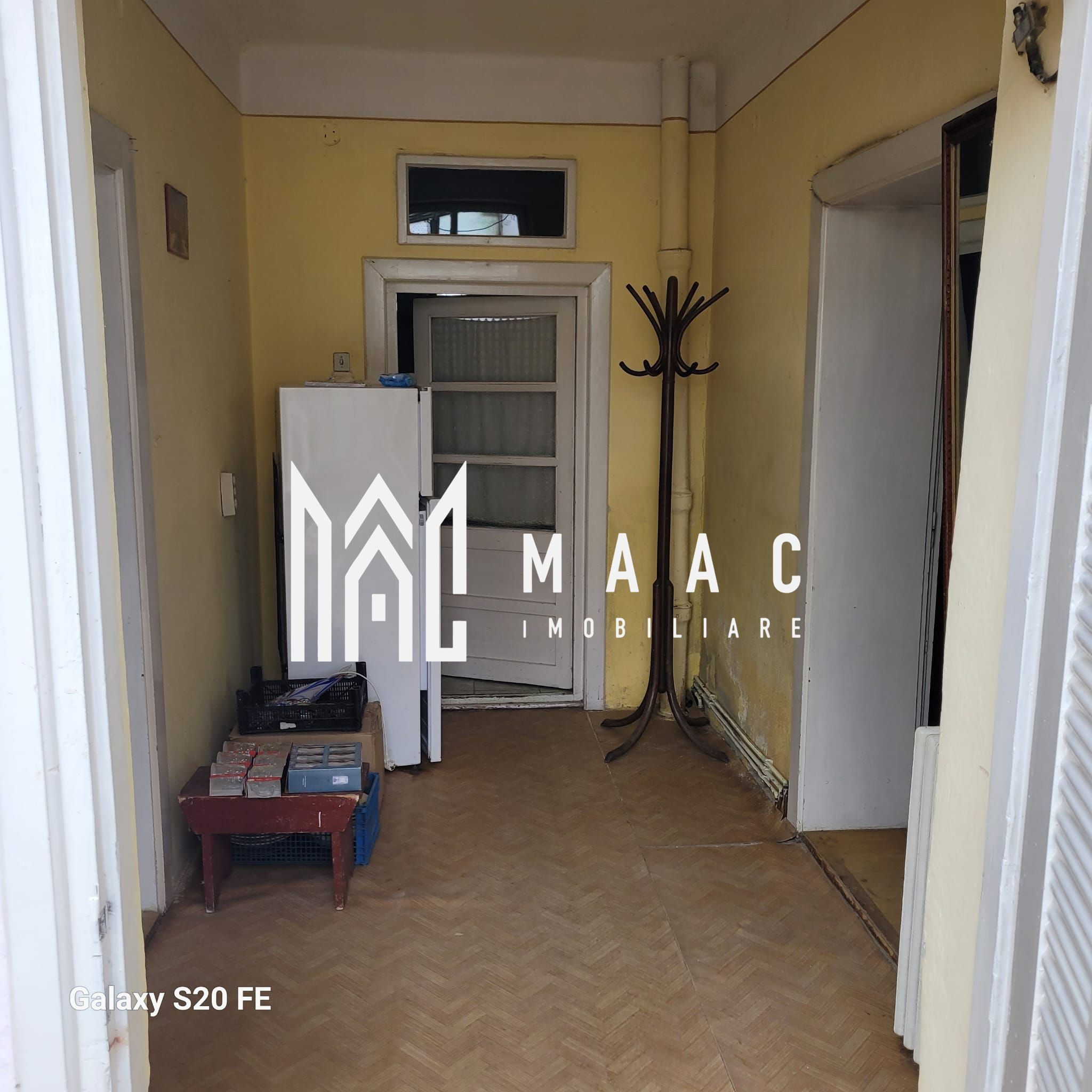 Cisnadie I Central I Casa de renovat I 500 mp teren — fotografia 7