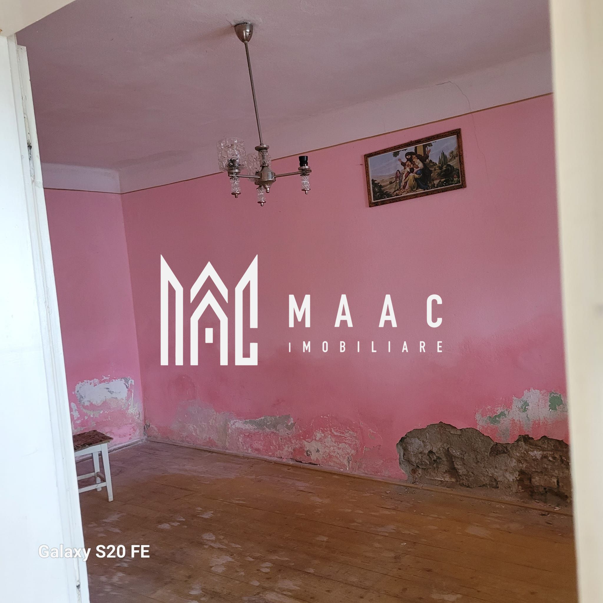 Cisnadie I Central I Casa de renovat I 500 mp teren — fotografia 8