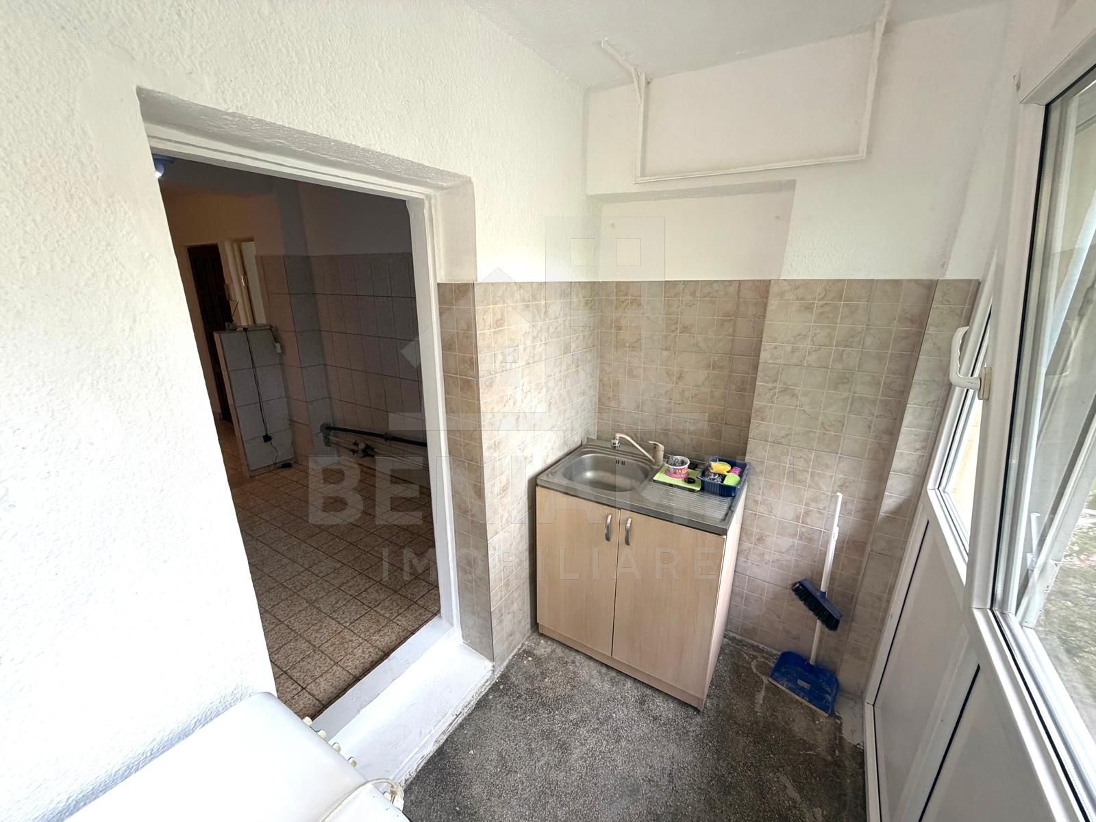 2 camere decomandat - etaj 2 - 52mp - teava de gaze - Sarari — fotografia 5