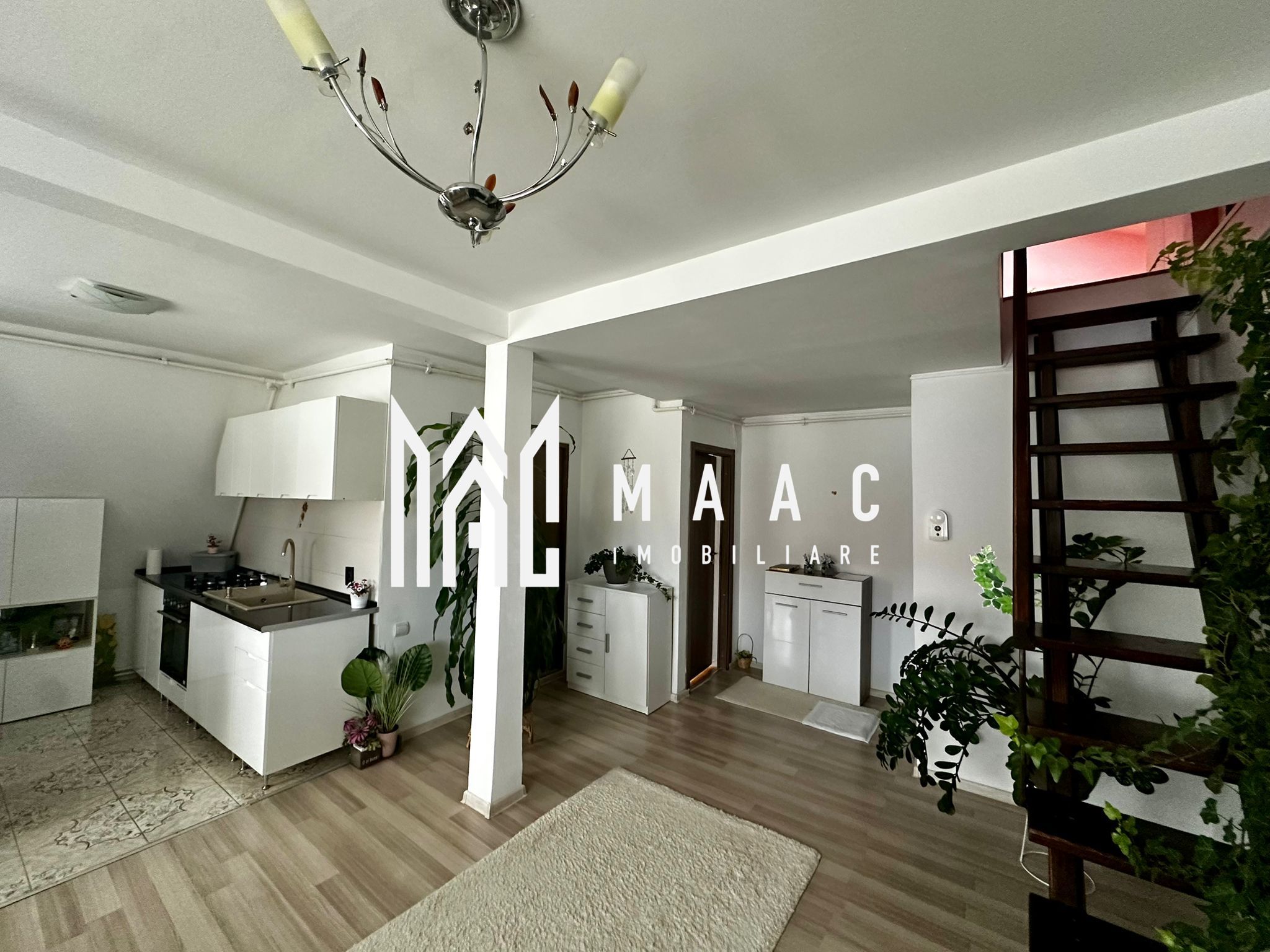 Apartament 3 camere de vânzare | Vasile Aaron, Sibiu | 61 mp, INTABULATĂ