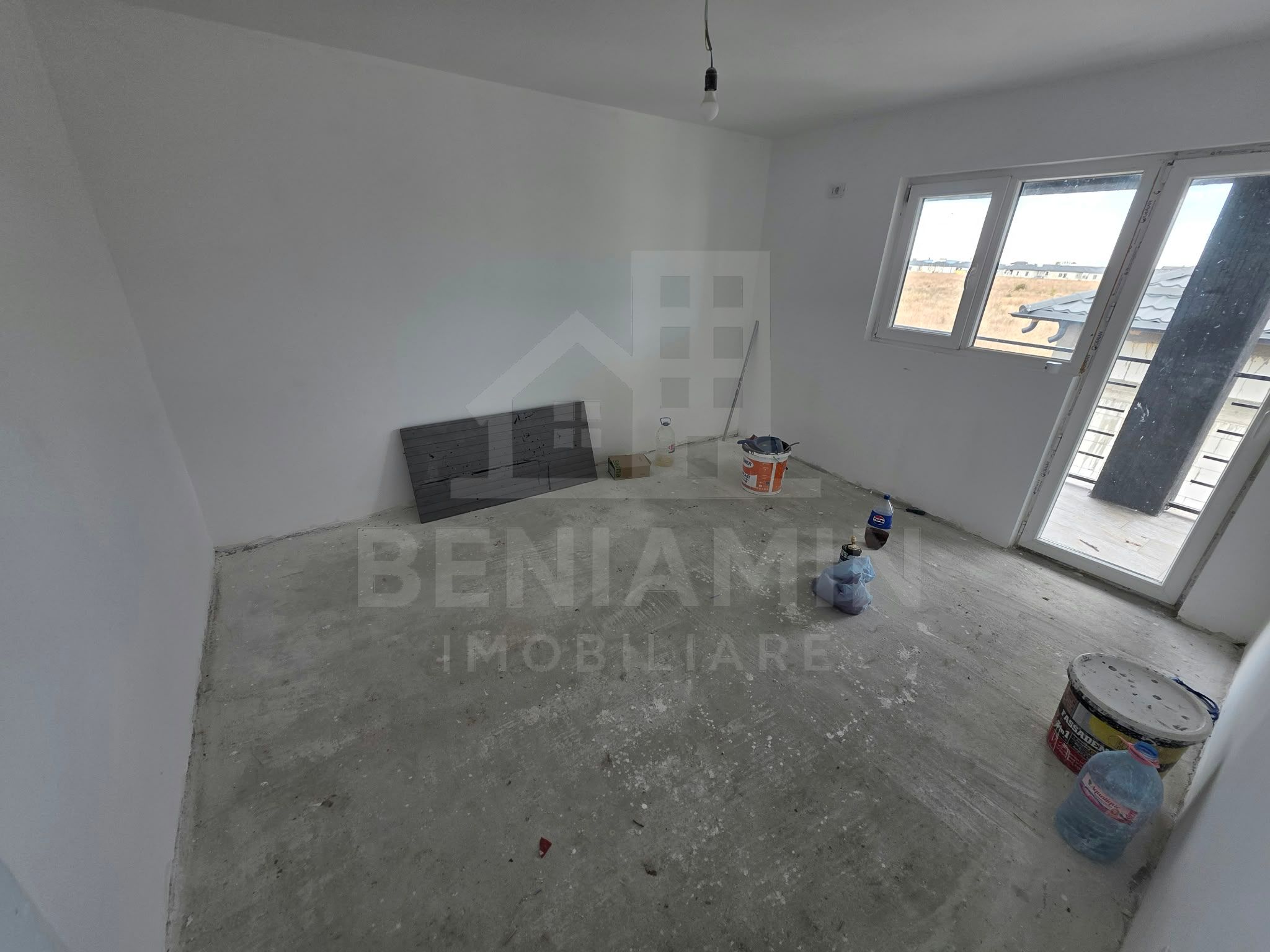 De vanzare Casa / Vila moderna cu 5 camere in zona Metro 346mp — fotografia 3