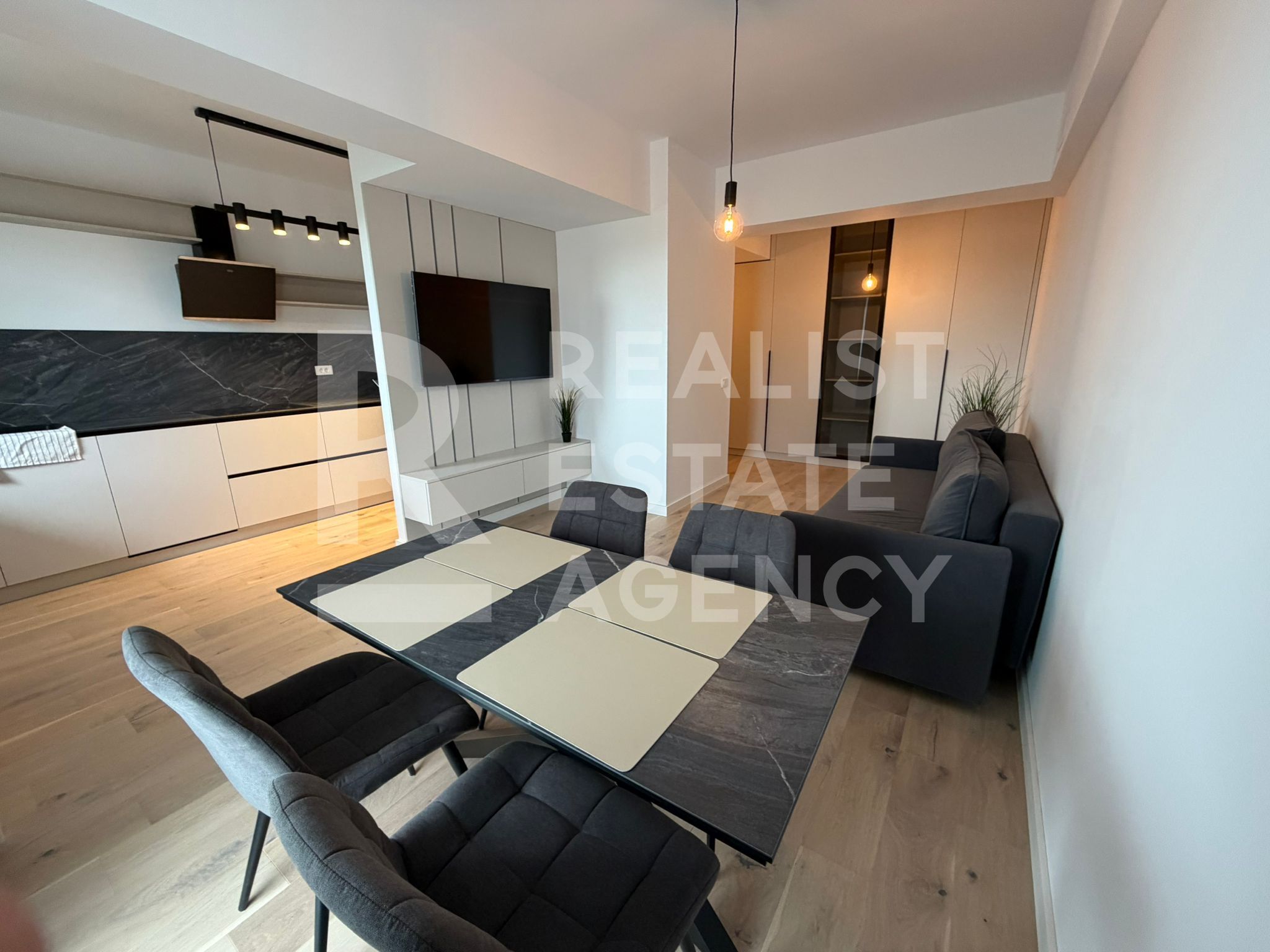 Chirie, apartament, 2camere + Parcare, First Estates Pipera, București