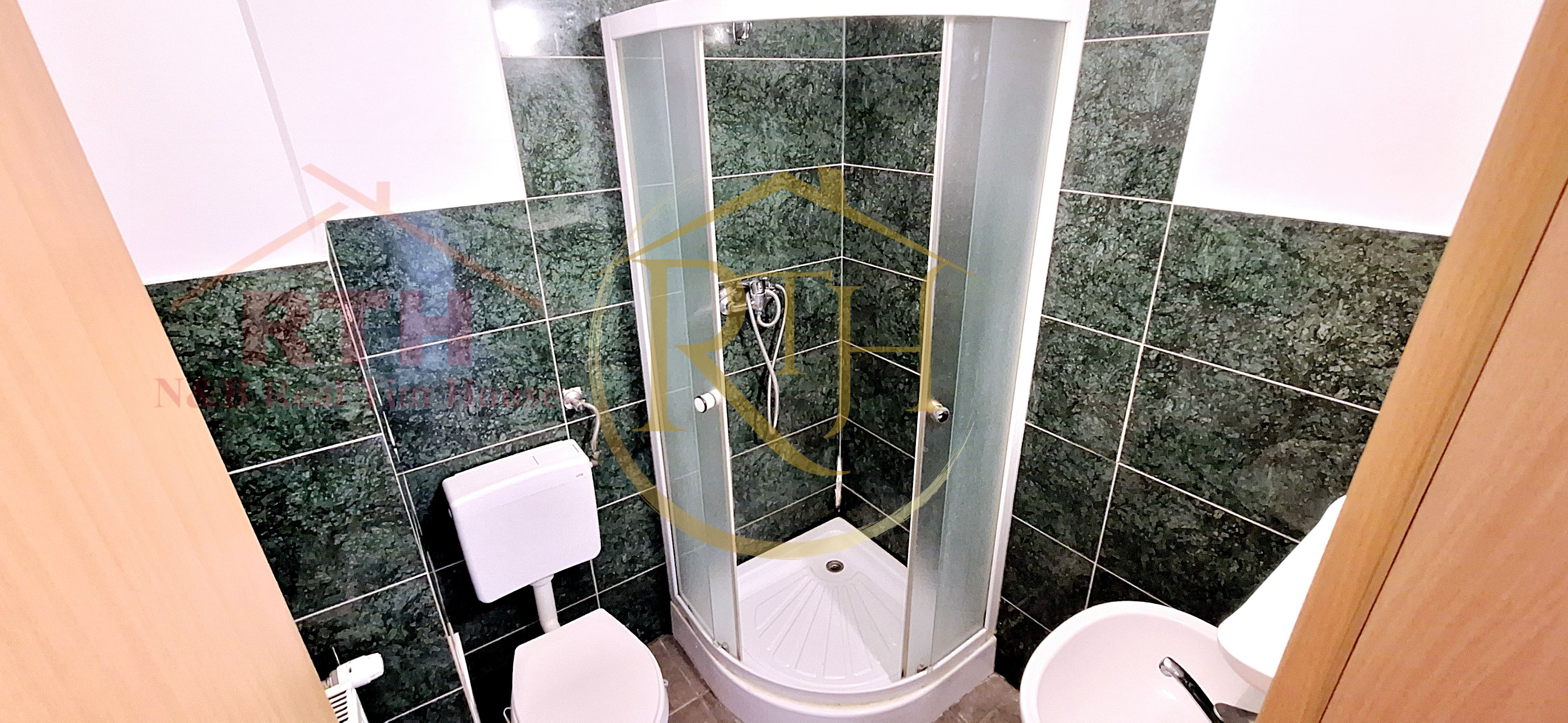 Oferim spre inchiriere garsoniera, loc de parcare, zona Soarelui — fotografia 12