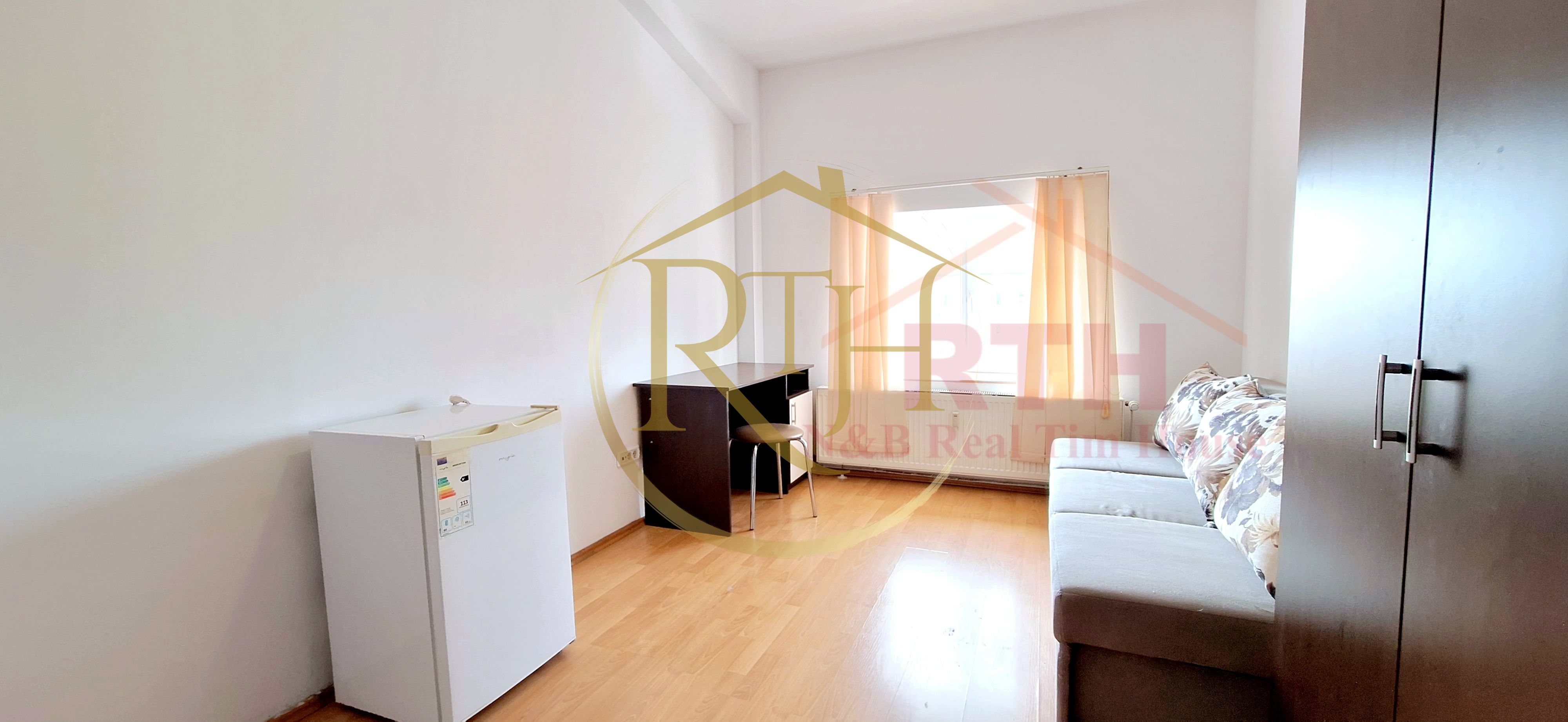 Oferim spre inchiriere garsoniera, loc de parcare, zona Soarelui — fotografia 4