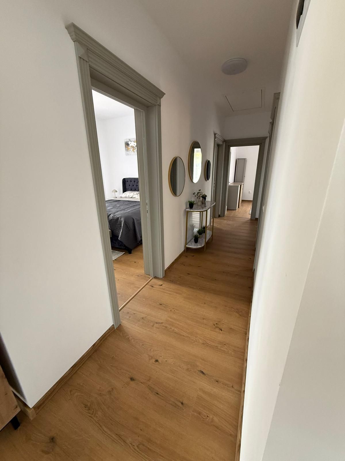 Casa 4 camere,2bai, 700 mp teren,mobilată si utilată — fotografia 10