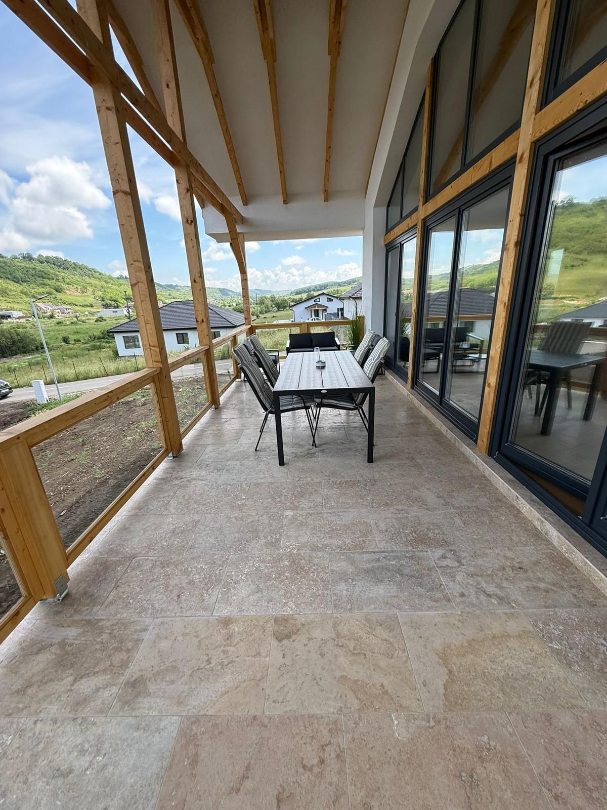 Casa 4 camere,2bai, 700 mp teren,mobilată si utilată — fotografia 14